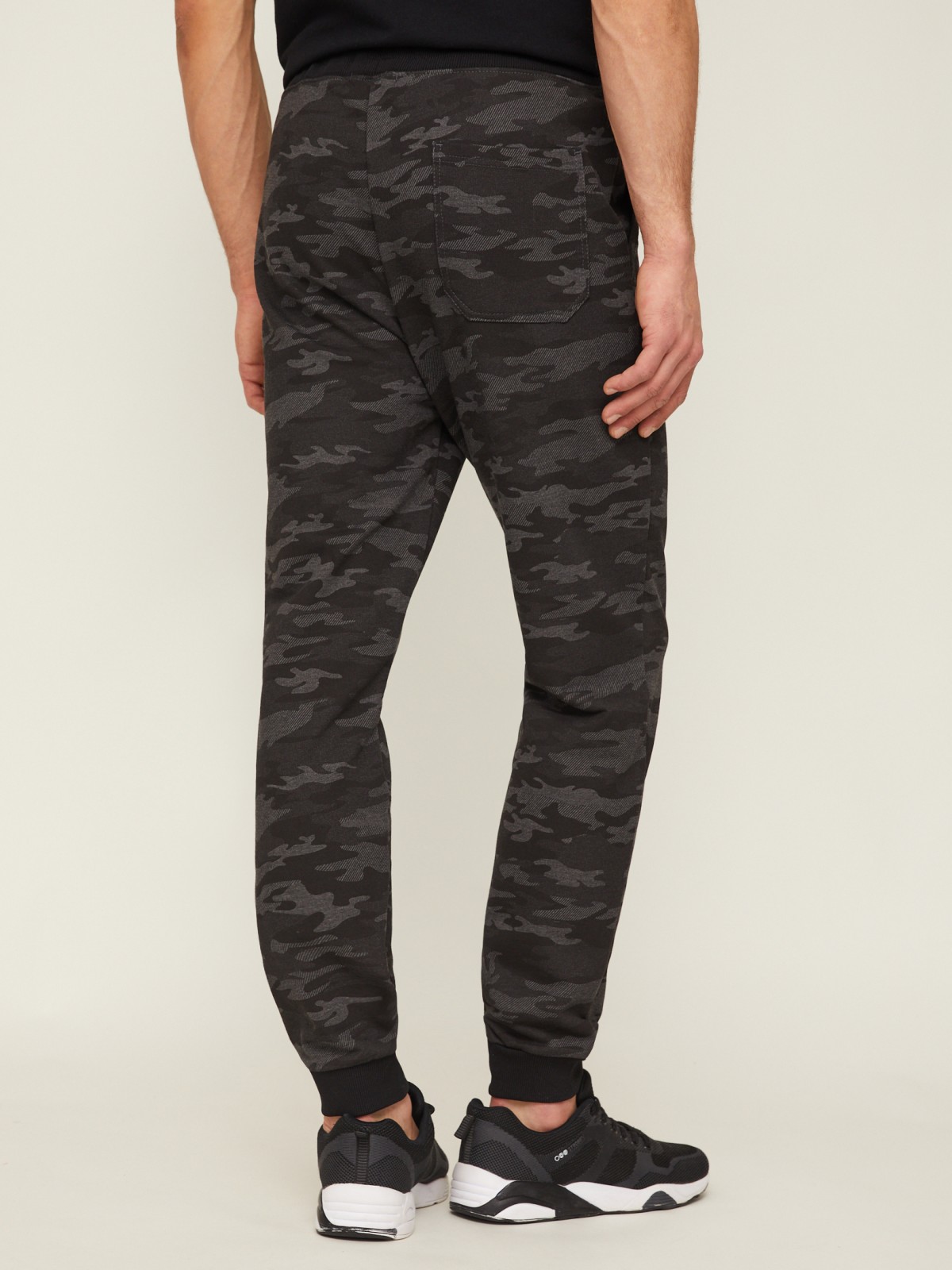 Трикотажные брюки-джоггеры с камуфляжным принтом zolla 21313761U033, цвет темно-серый, размер M - фото 5