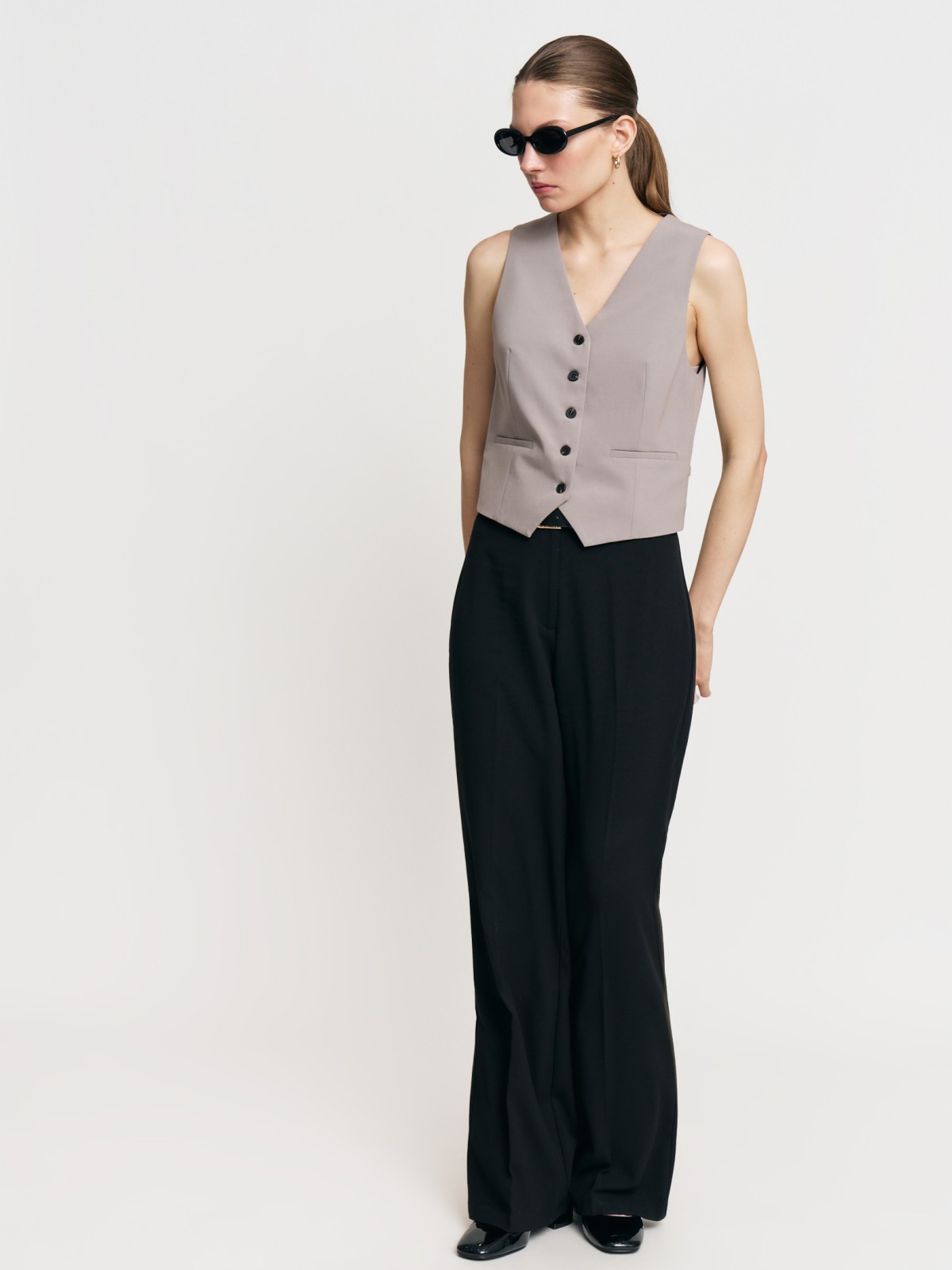 Классический жилет на пуговицах