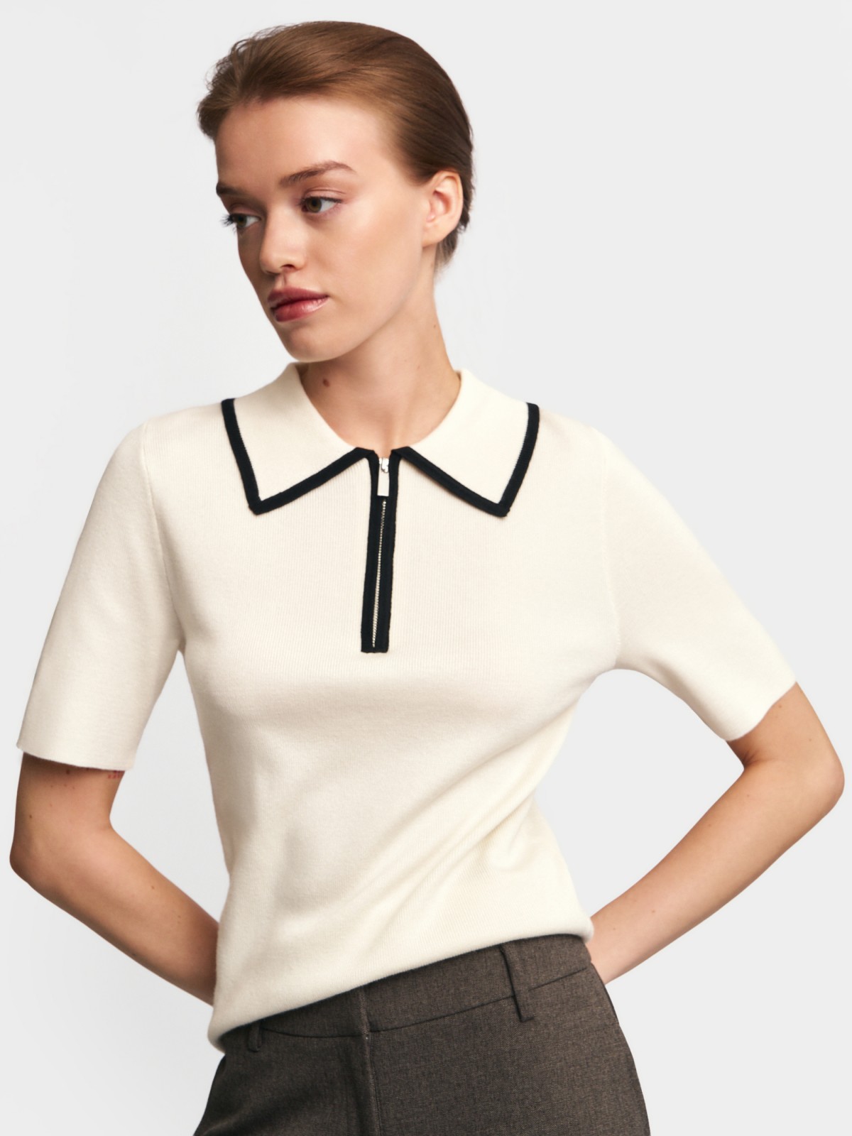 Джемпер поло с коротким рукавом 2399₽