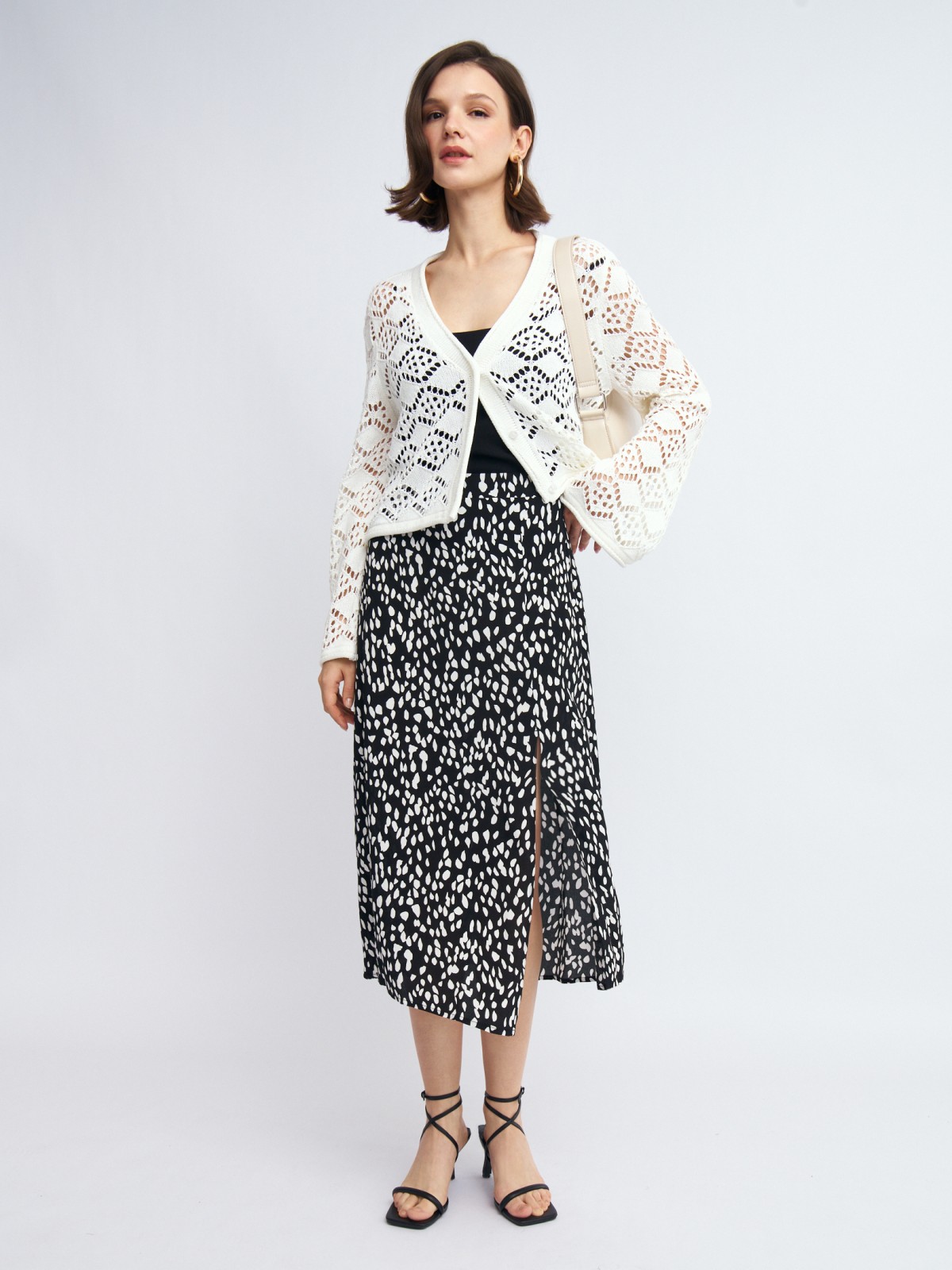 Юбка миди из вискозы на резинке с разрезом