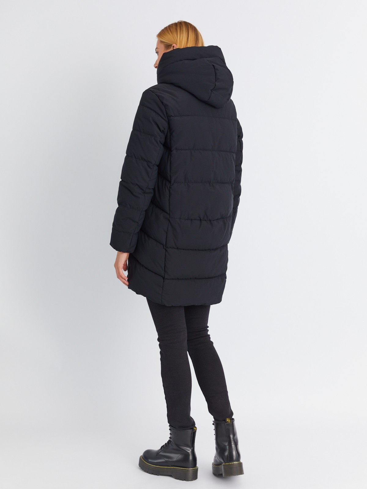 Тёплая стёганая куртка-пальто удлинённого фасона с капюшоном zolla 02334522J144, цвет черный, размер XS - фото 6