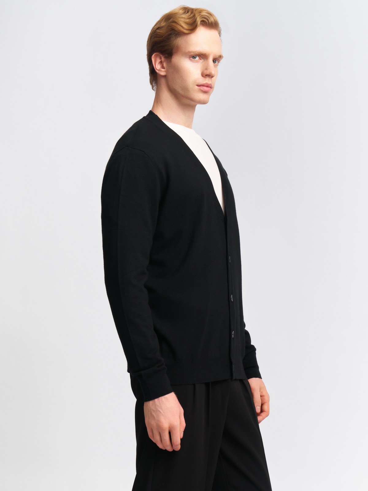 Трикотажный кардиган на пуговицах