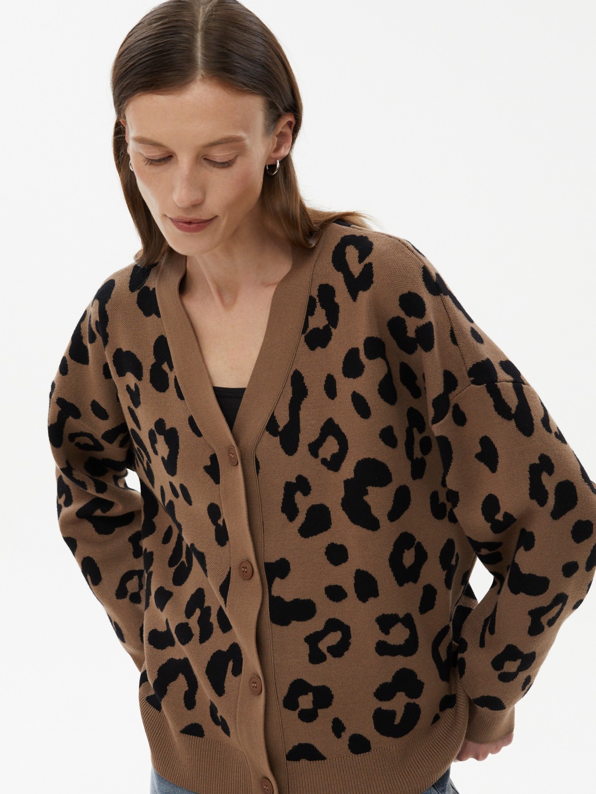 Трикотажный леопардовый кардиган на пуговицах