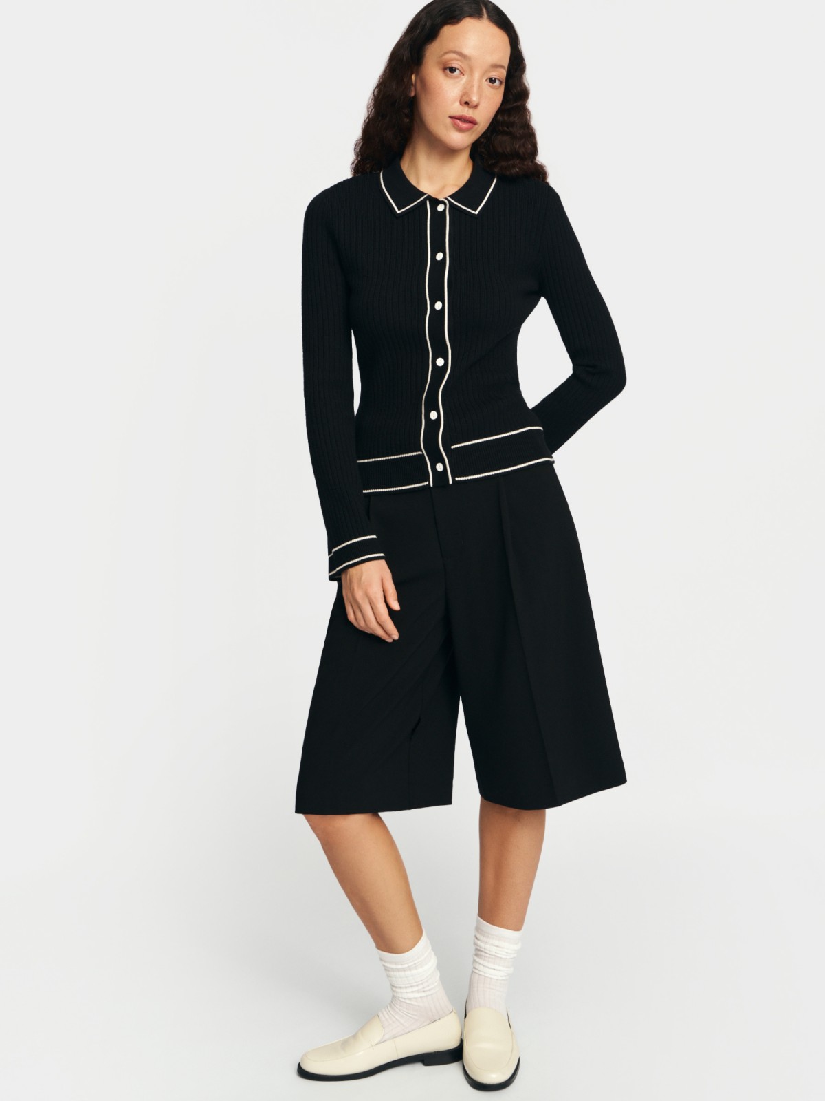 Классические шорты-бермуды со стрелками