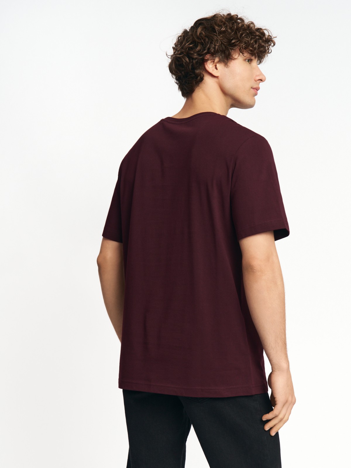 Футболка из хлопка с круглым вырезом