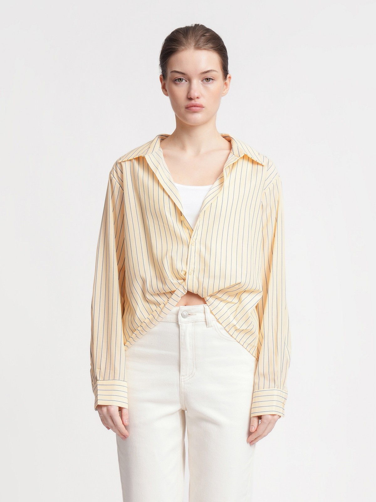 Блузка с  длинными рукавами