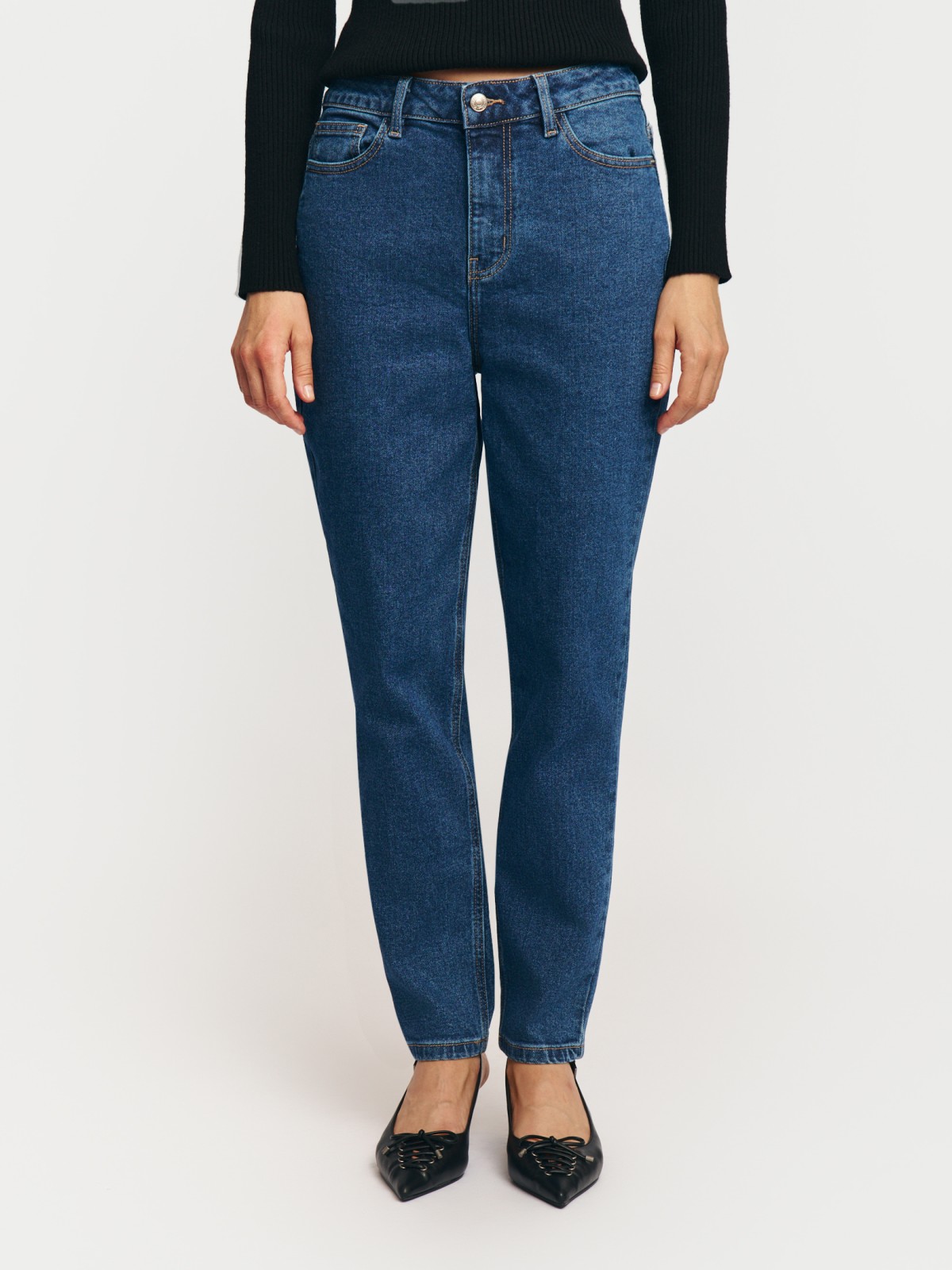 Джинсы силуэта Mom Fit с высокой посадкой