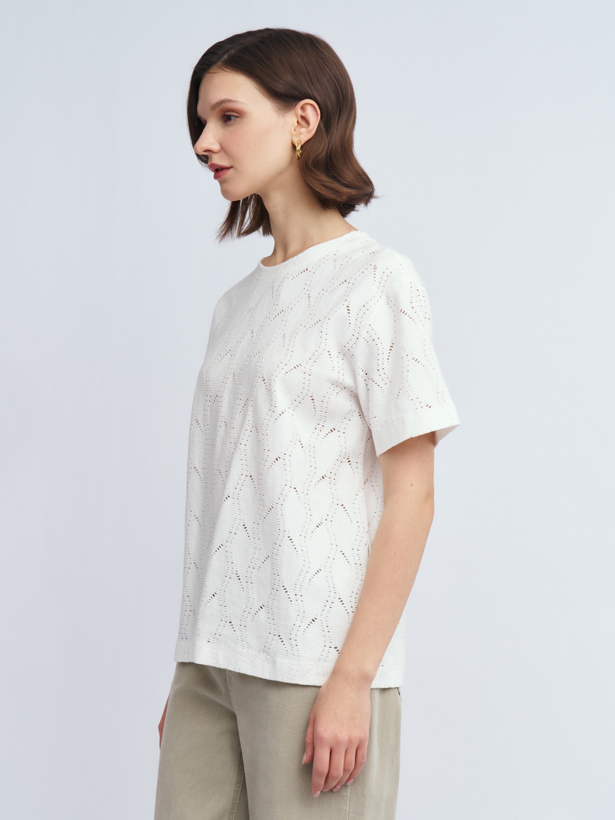 Ажурная футболка из хлопка