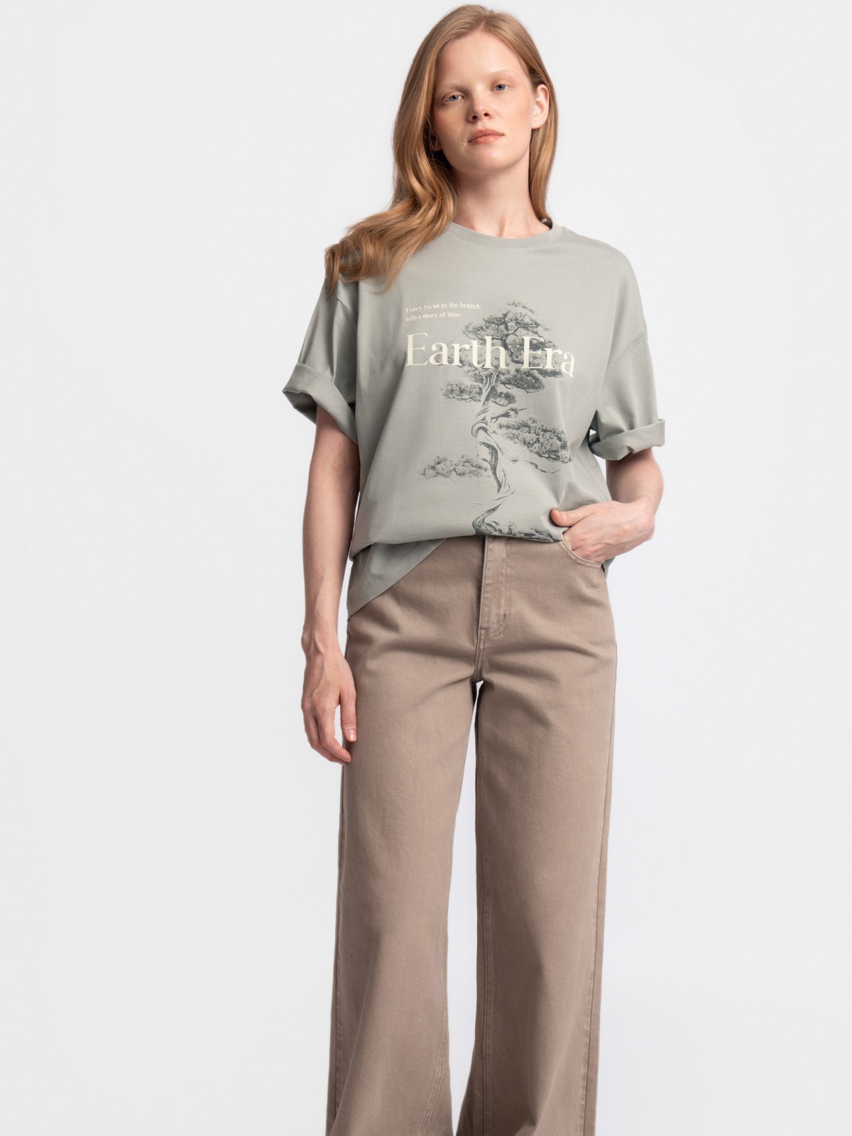 Футболка с коротким рукавом и принтом