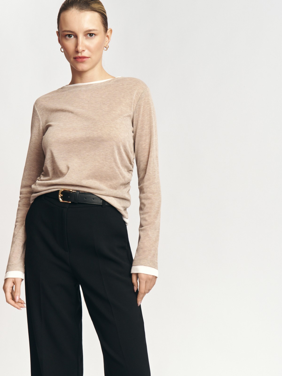 Трикотажный лонгслив с отделкой