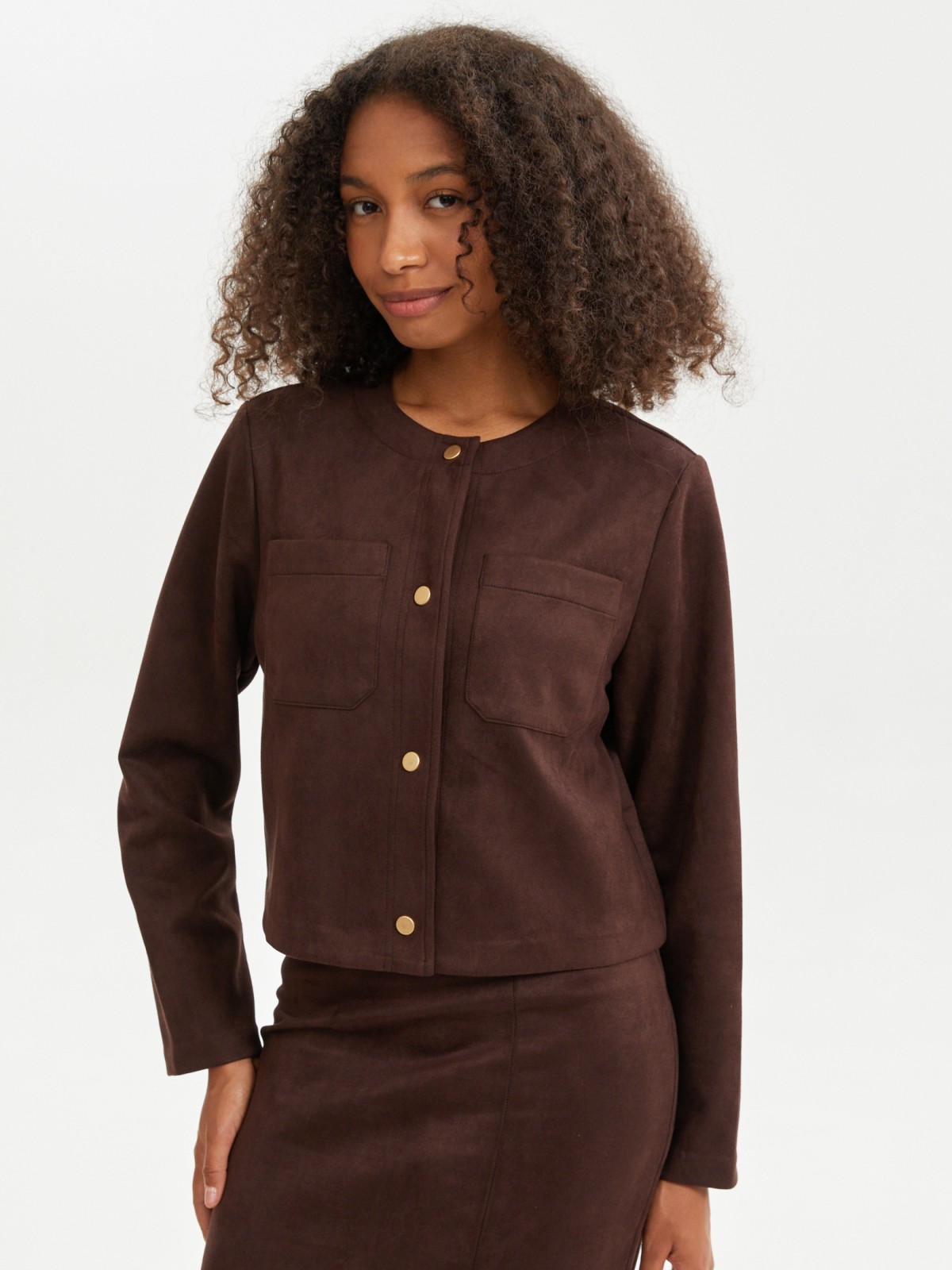 Жакет из экозамши прямого силуэта на кнопках