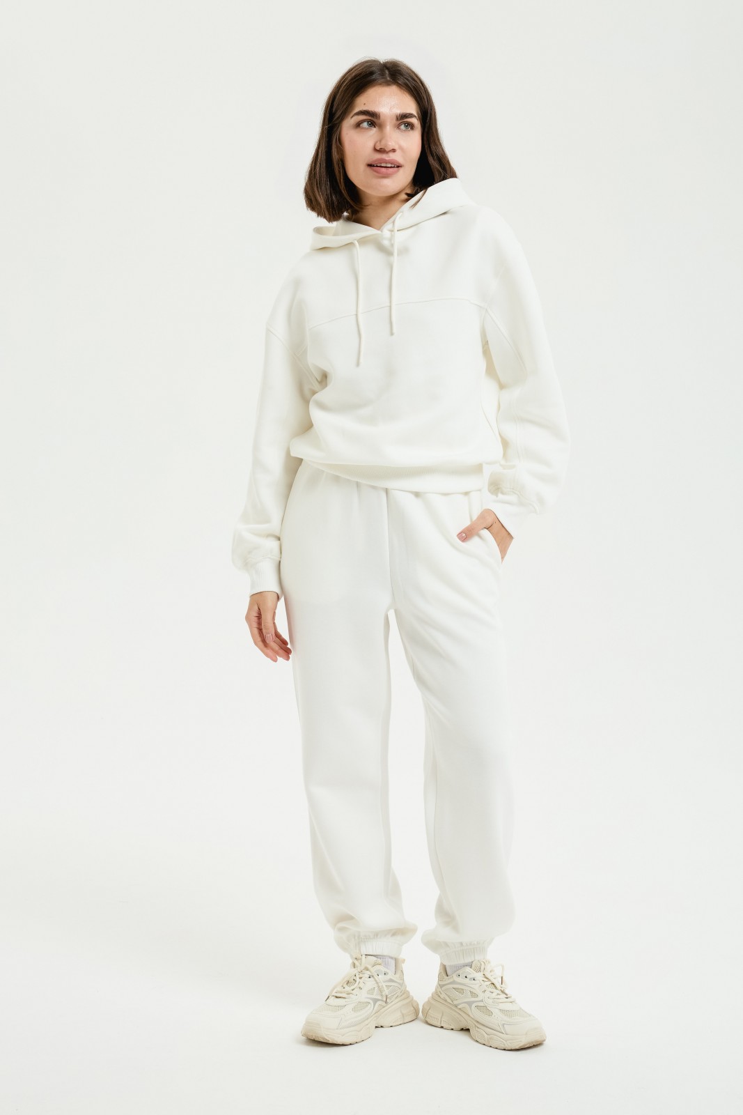 Брюки-джоггеры на резинке