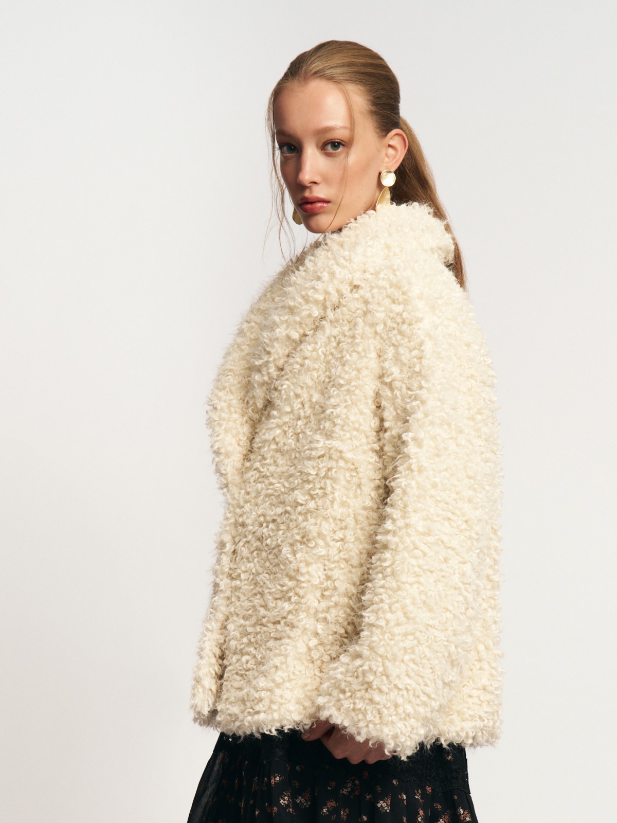 Тёплая куртка-шуба из экомеха