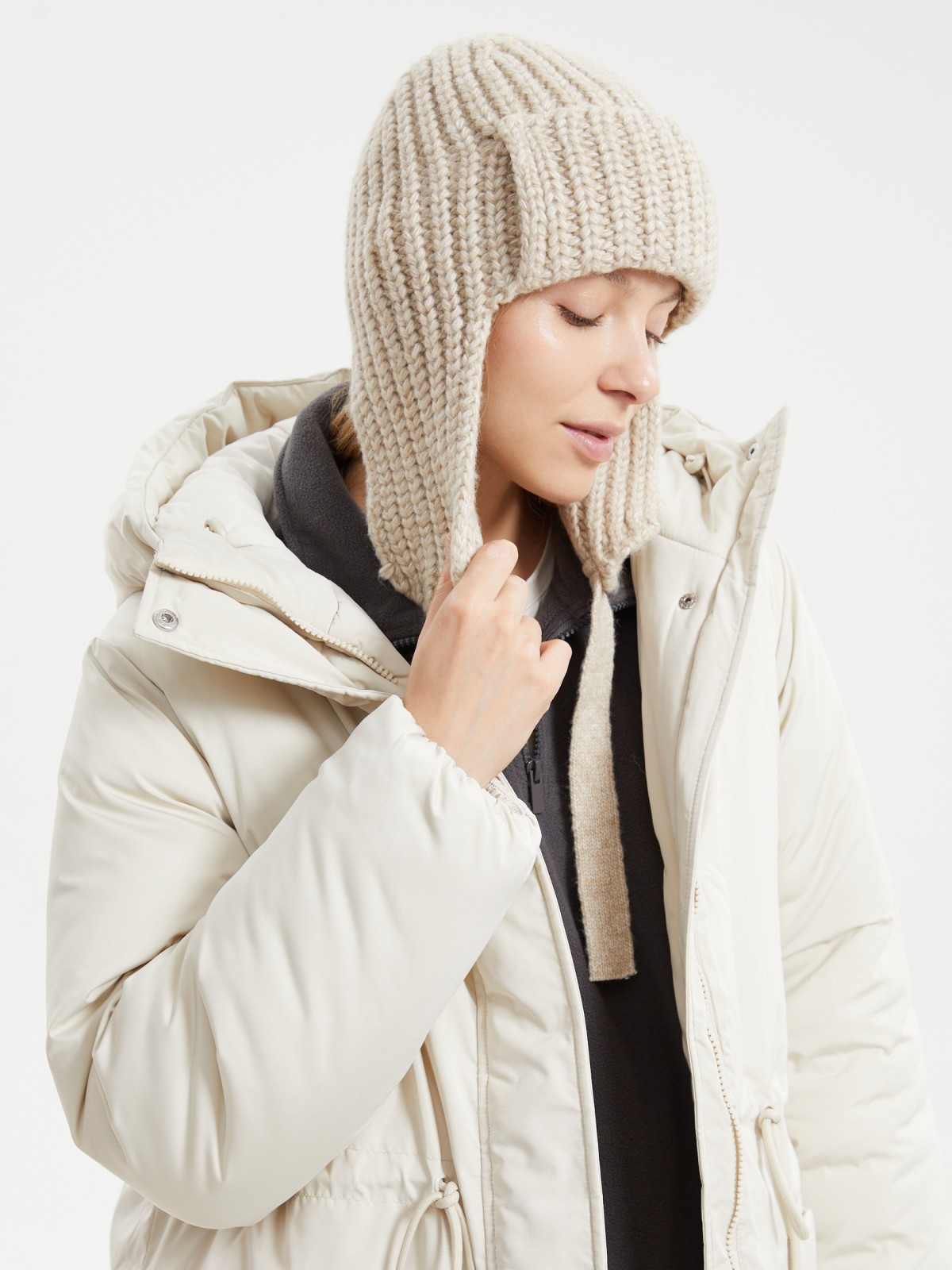 Вязаная шапка-ушанка