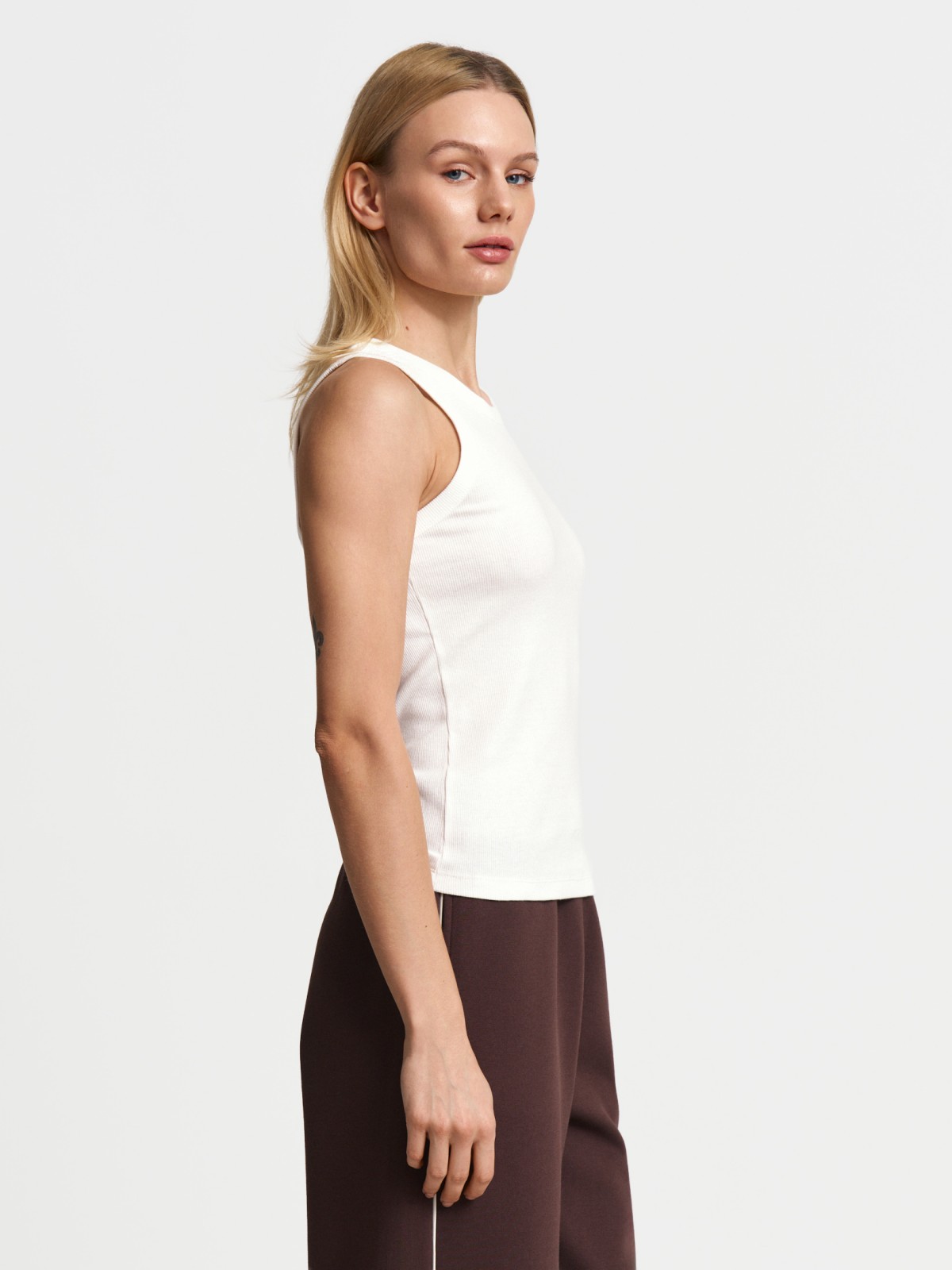 Майка из хлопка без рукавов