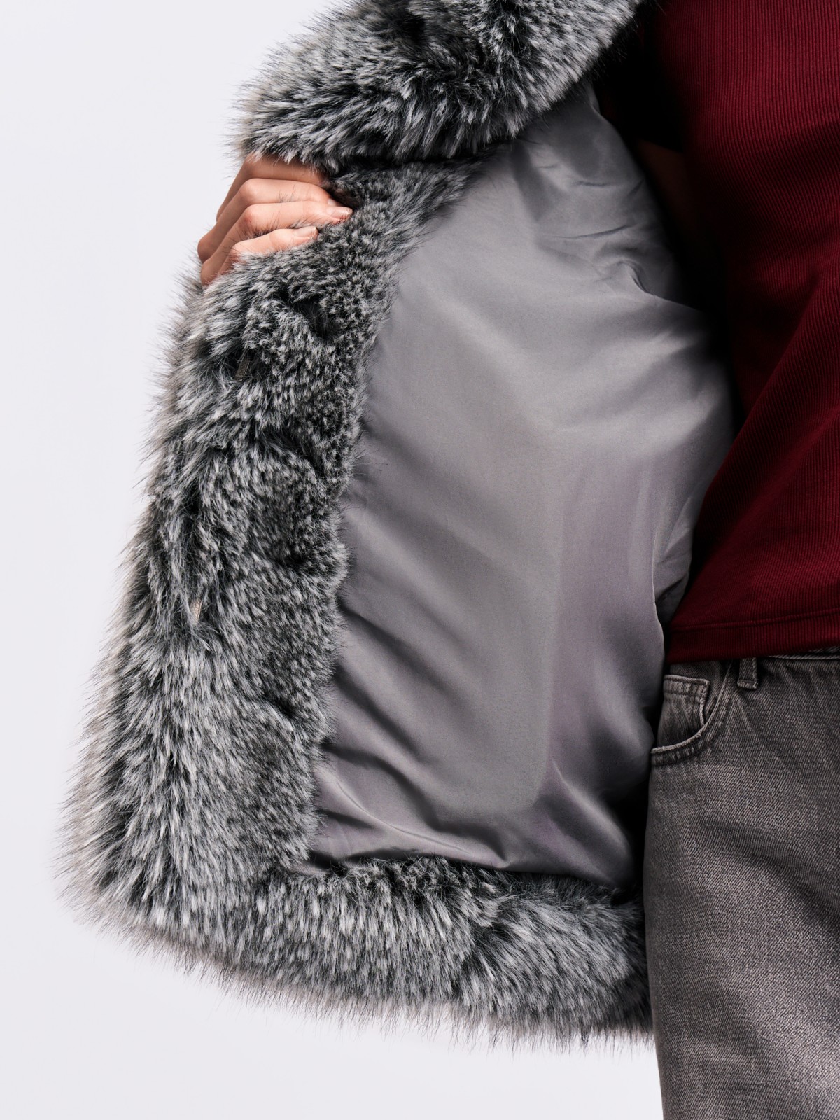 Теплая шуба из экомеха