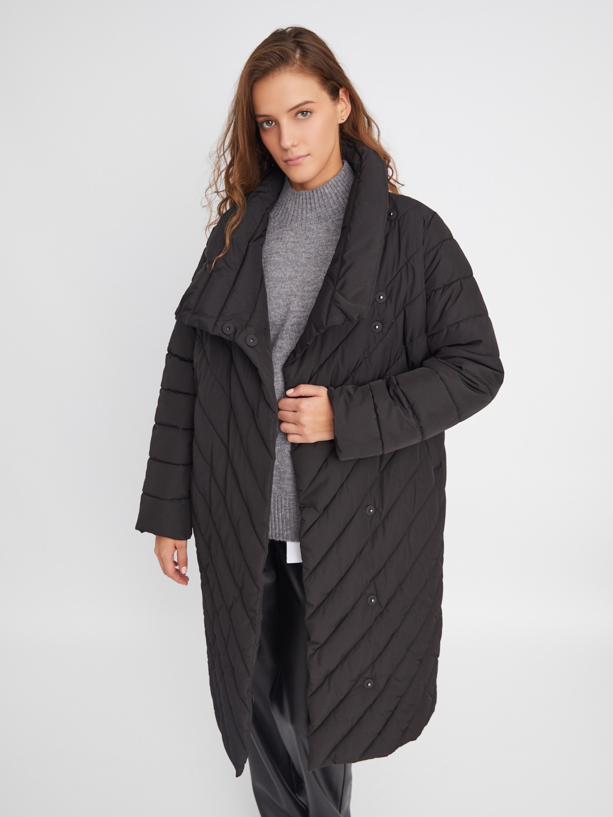 Тёплая стёганая куртка-пальто с высоким воротником zolla 023345261034, цвет черный, размер XL