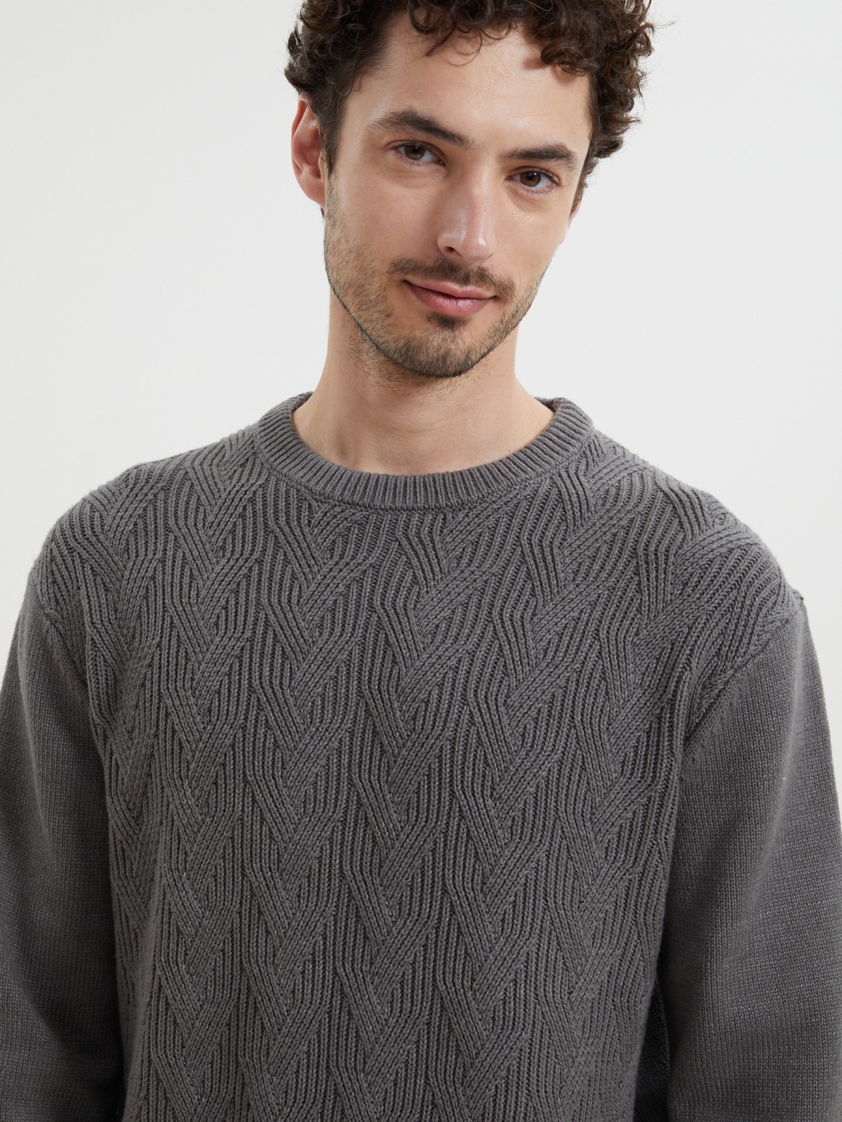 Вязаный джемпер с длинным рукавом