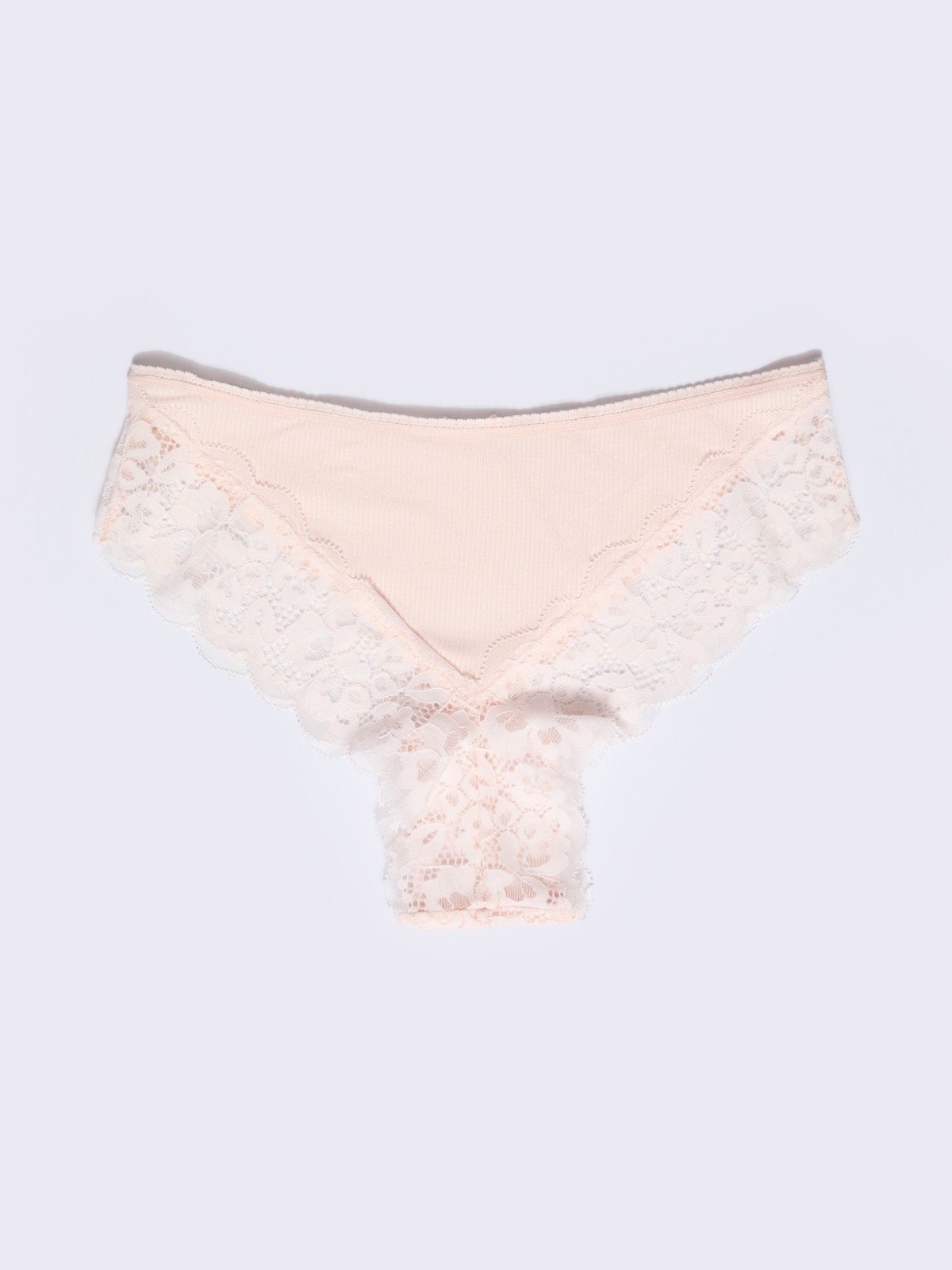 Набор трусов с кружевом (3 шт. в комплекте)