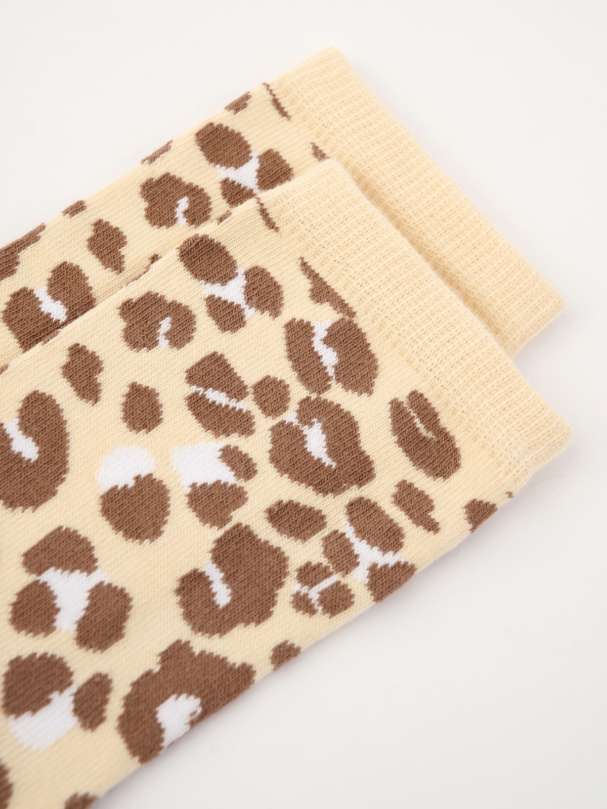 Высокие носки с леопардовым узором