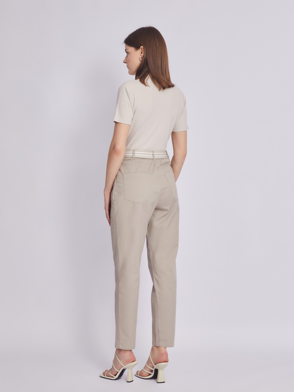 Брюки фасона Carrot с поясом
