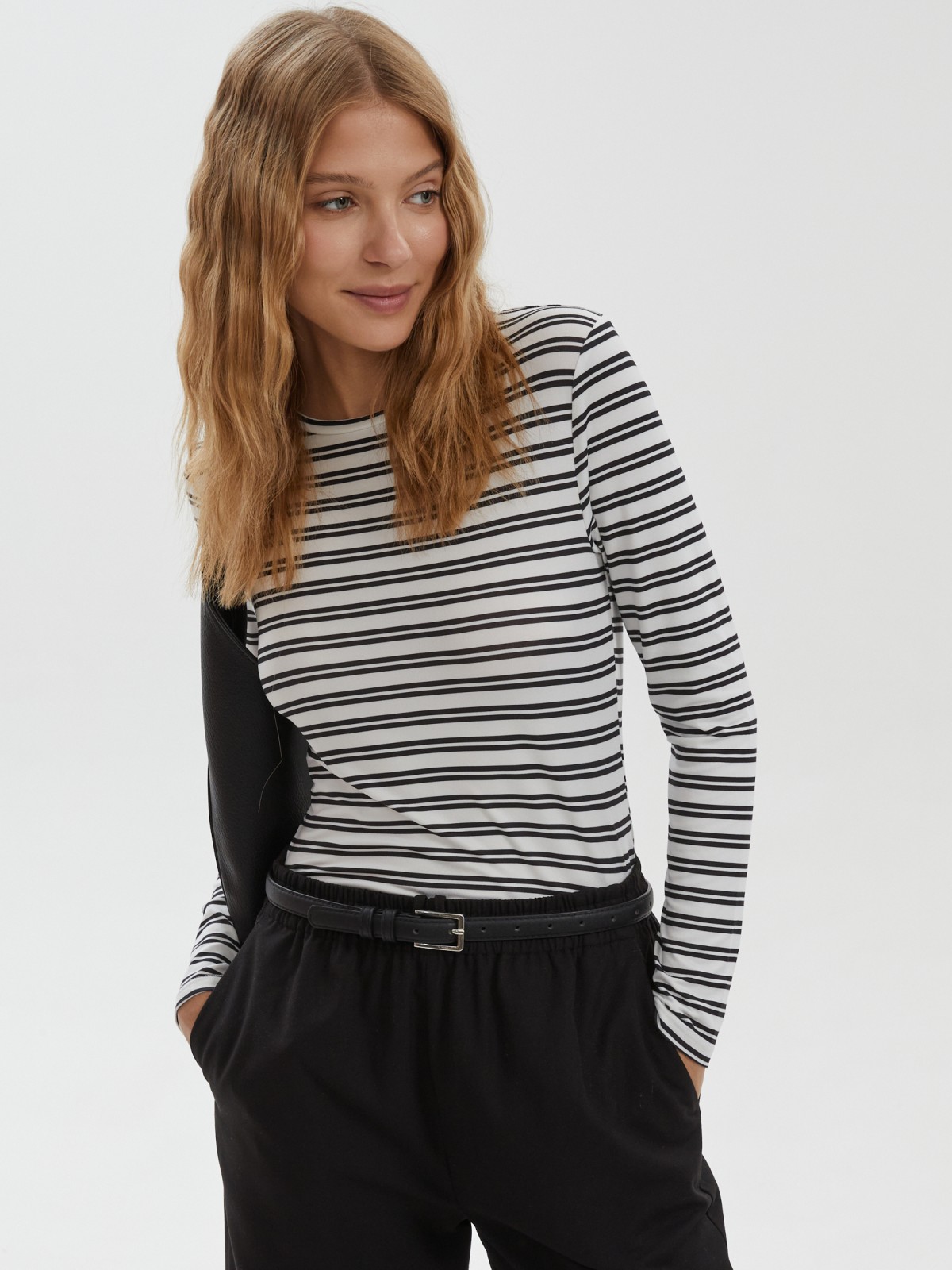 Трикотажный лонгслив в полоску