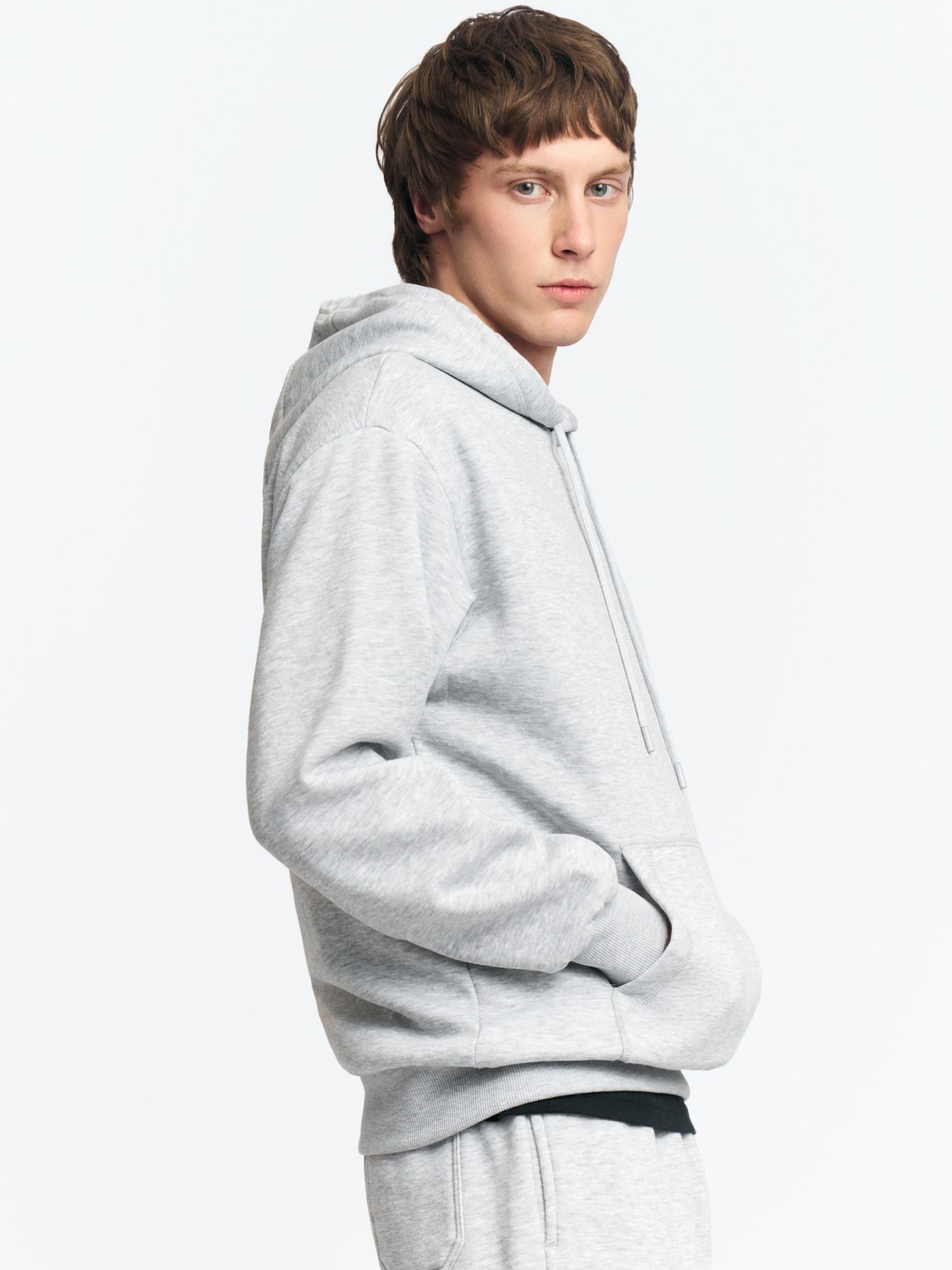 Утеплённый худи с капюшоном и начёсом