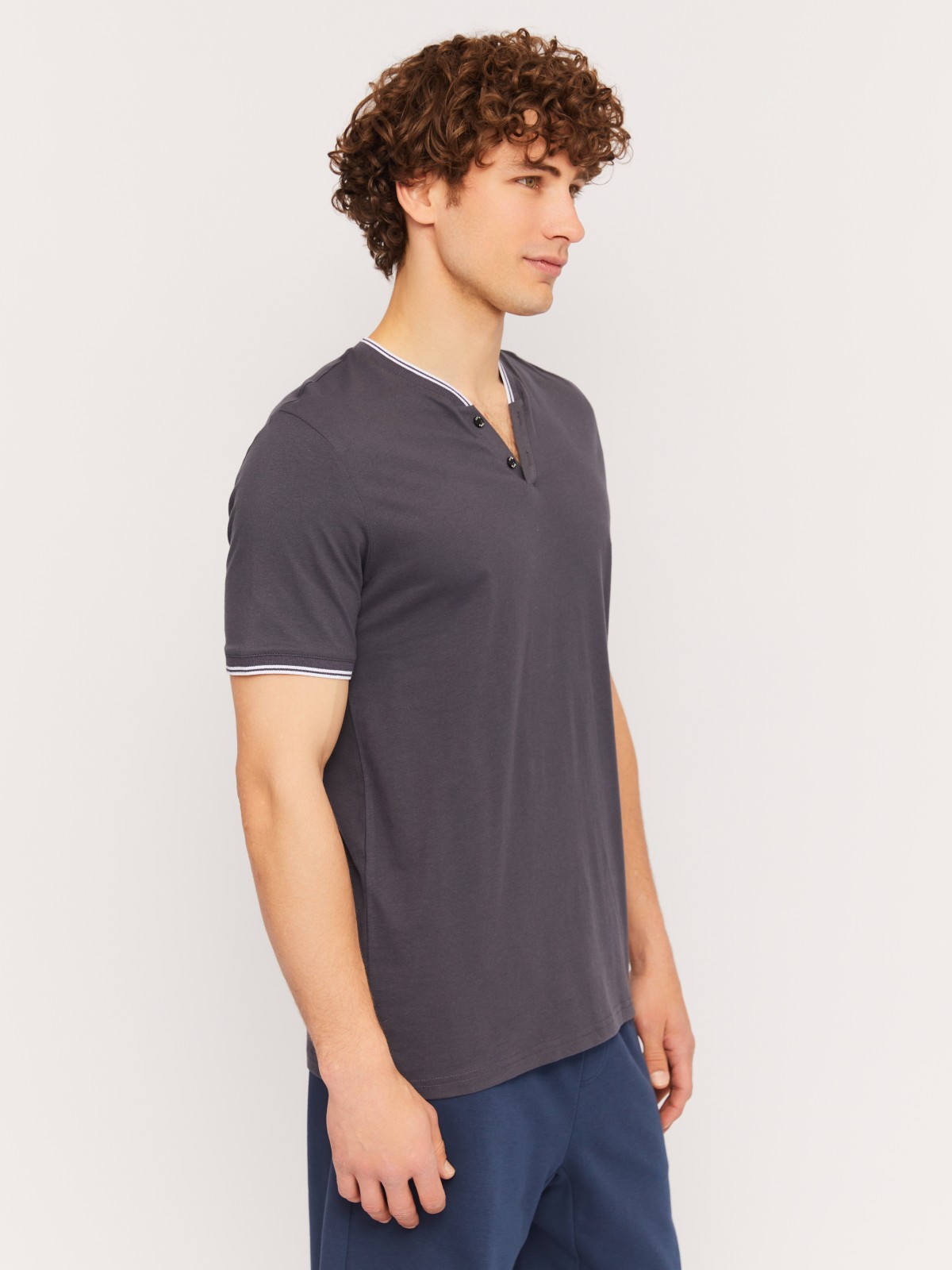 Футболка хенли из хлопка с коротким рукавом
