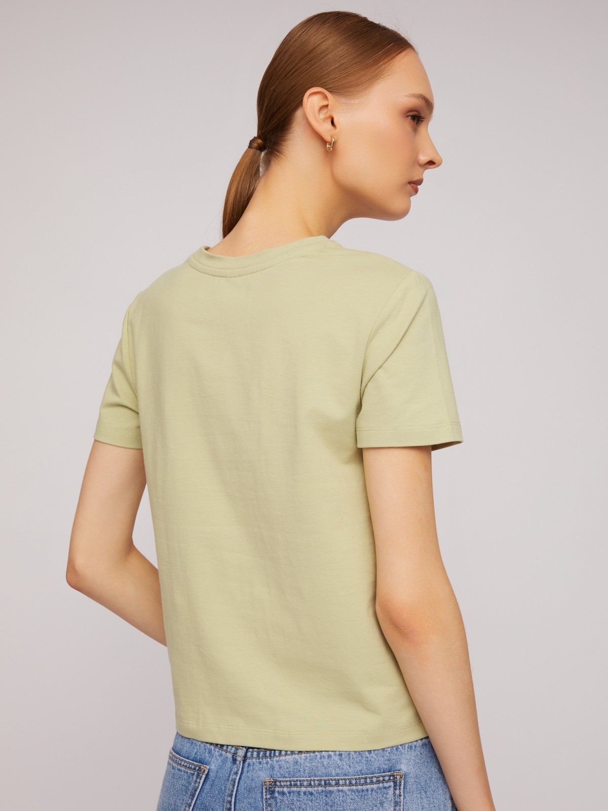 Однотонная футболка из хлопка с коротким рукавом