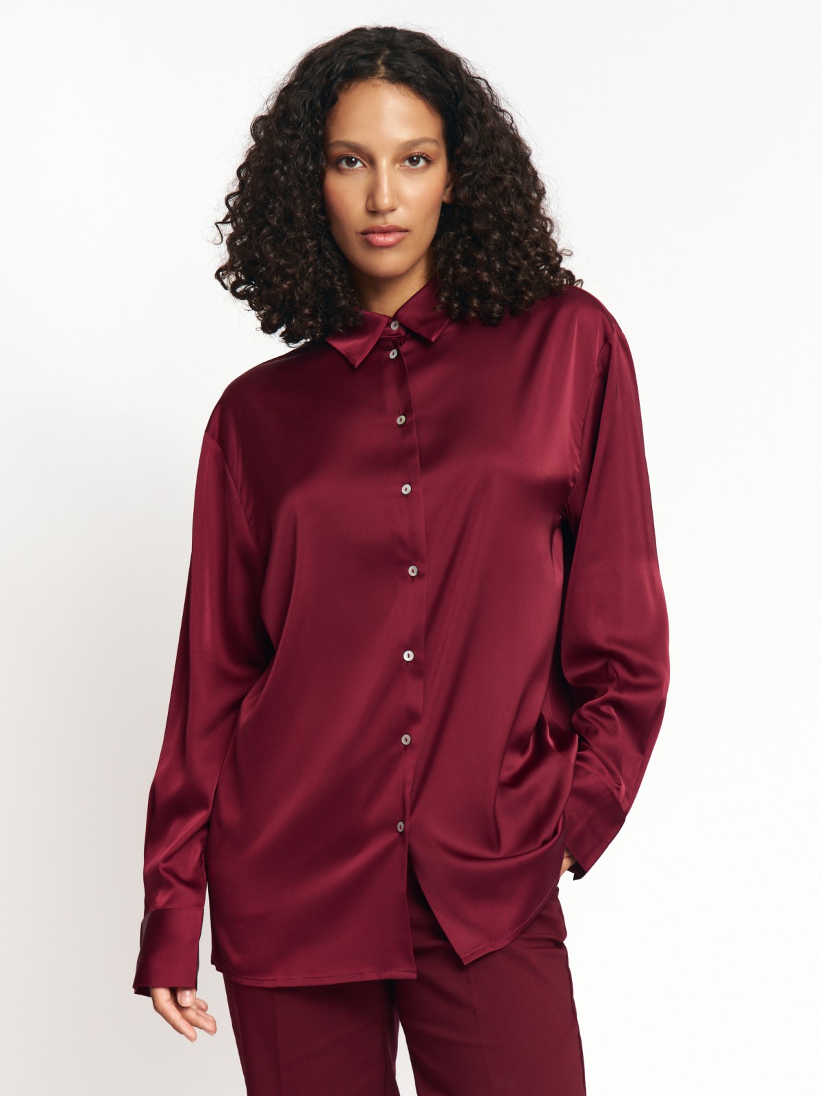 Офисная атласная рубашка