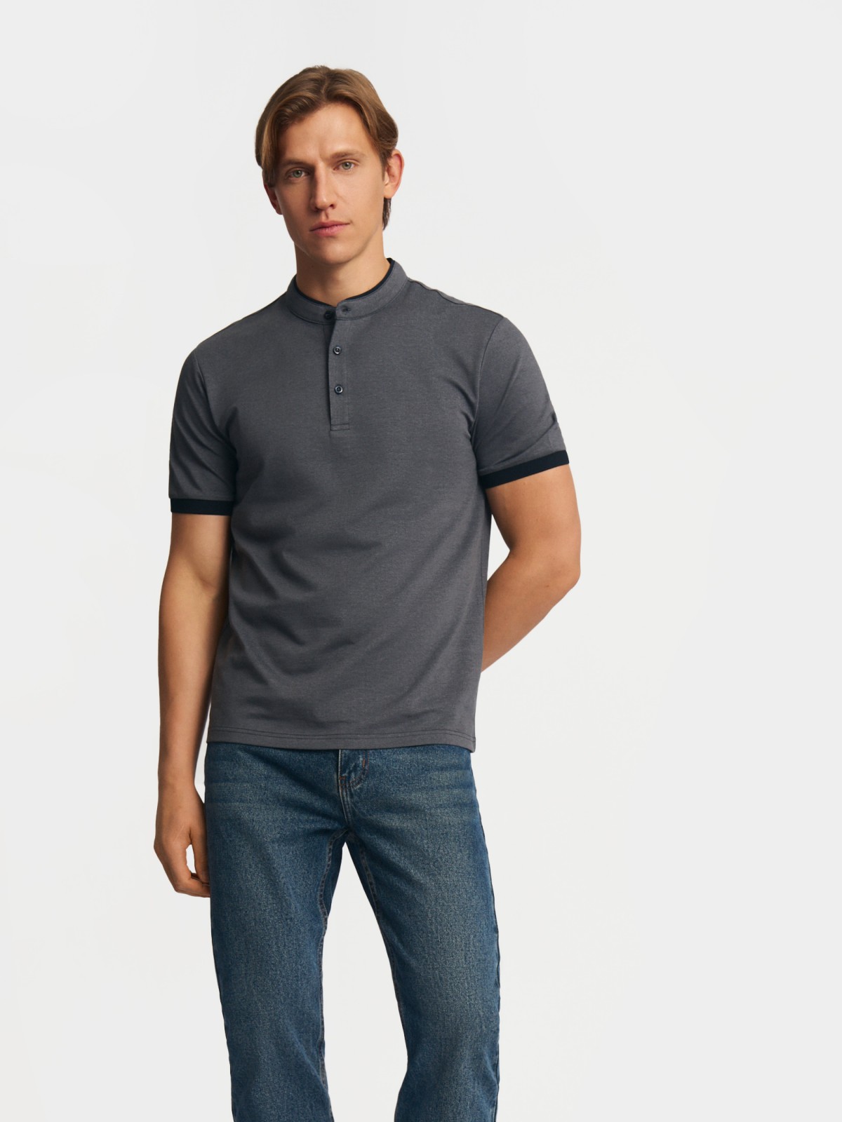 Футболка поло с воротником-стойкой