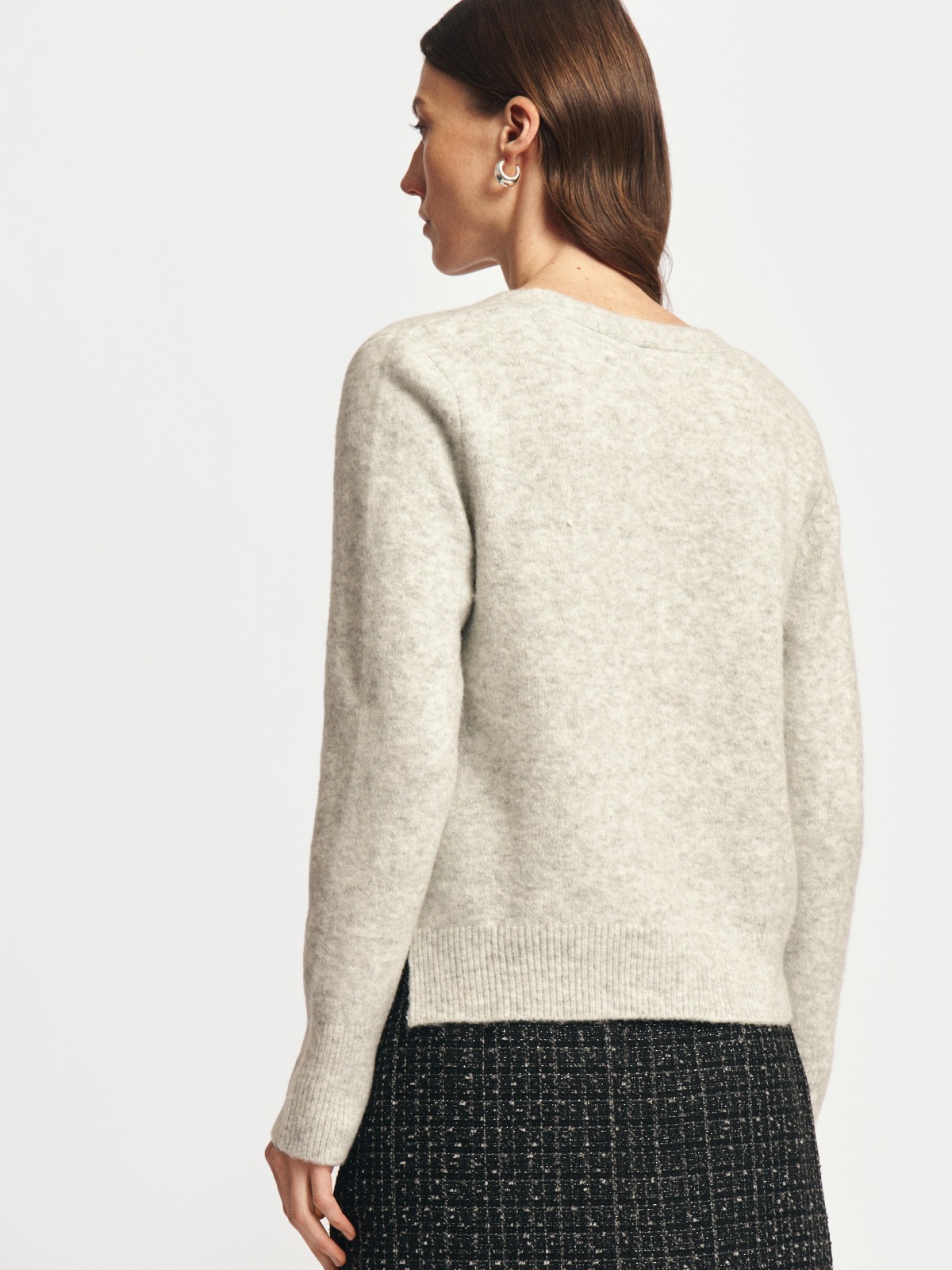 Вязаный короткий кардиган на пуговицах