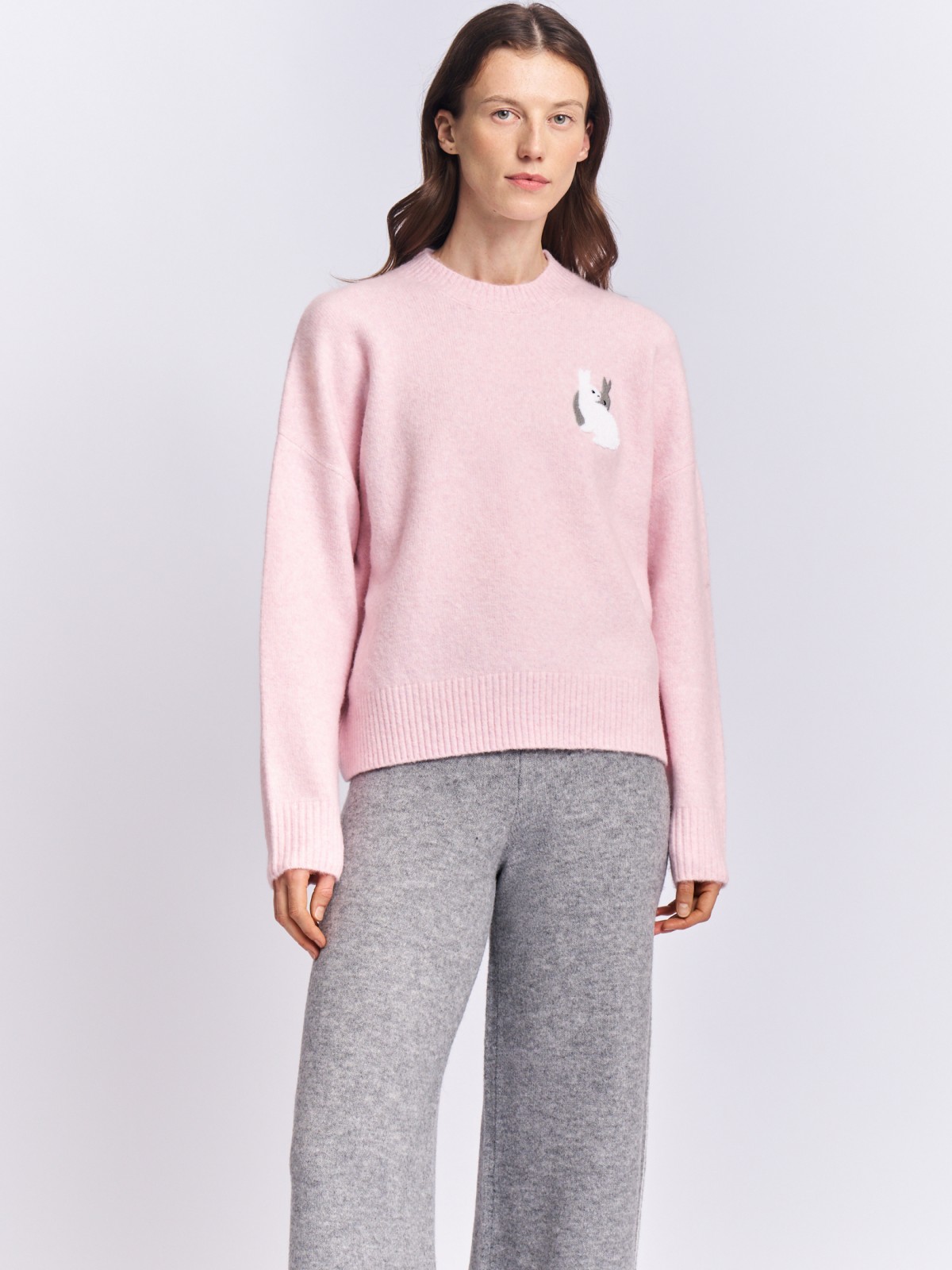 Вязаный джемпер с вышивкой