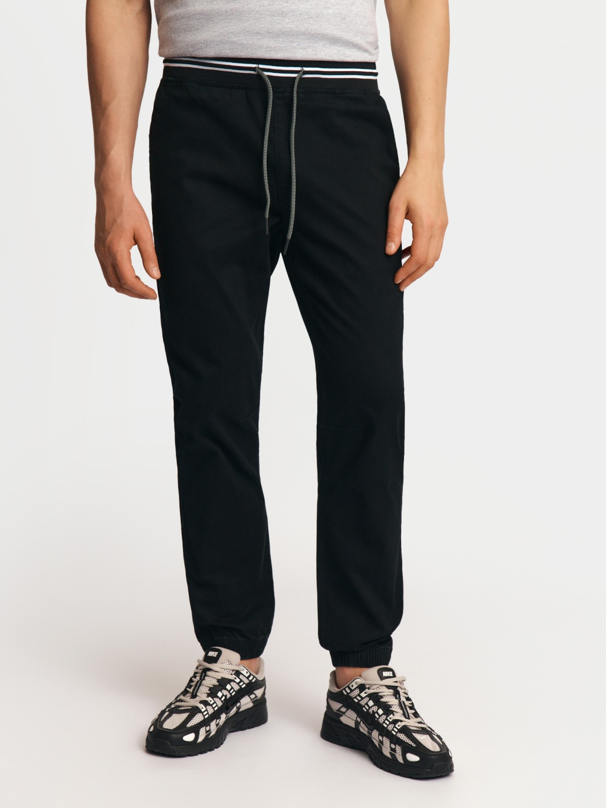 Брюки-джоггеры из хлопка на резинке