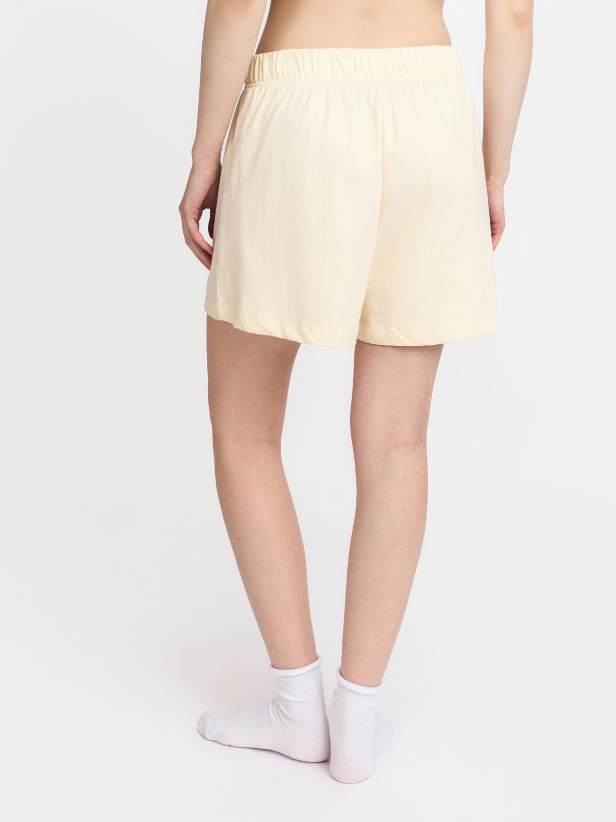 Короткие шорты из хлопка