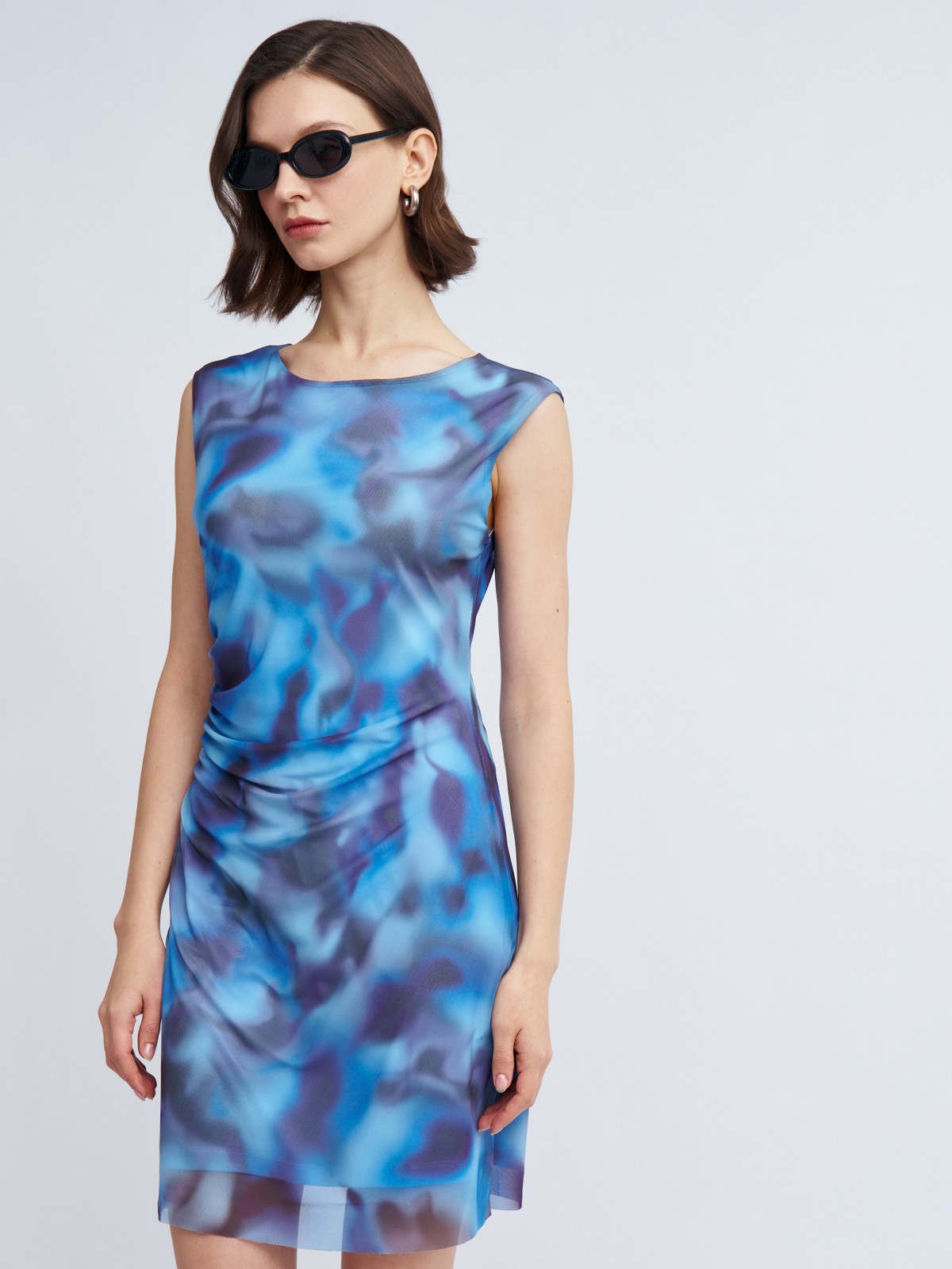 Платье без рукавов из сетки с драпировкой