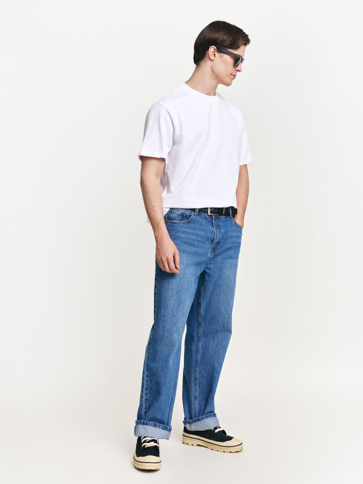 Футболка из хлопка с круглым вырезом