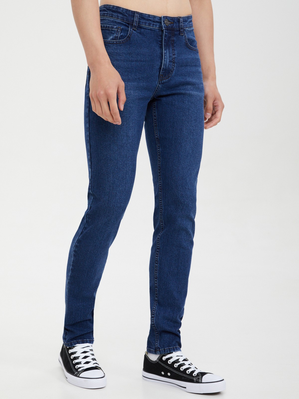 Джинсы фасона Slim