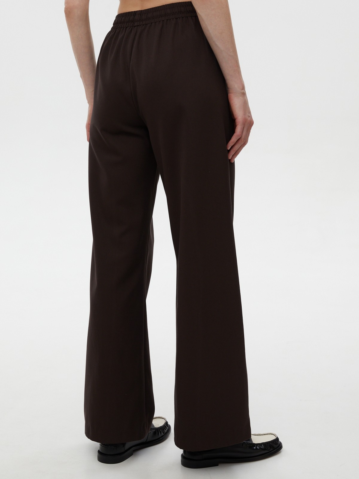 Прямые брюки на резинке с кулиской