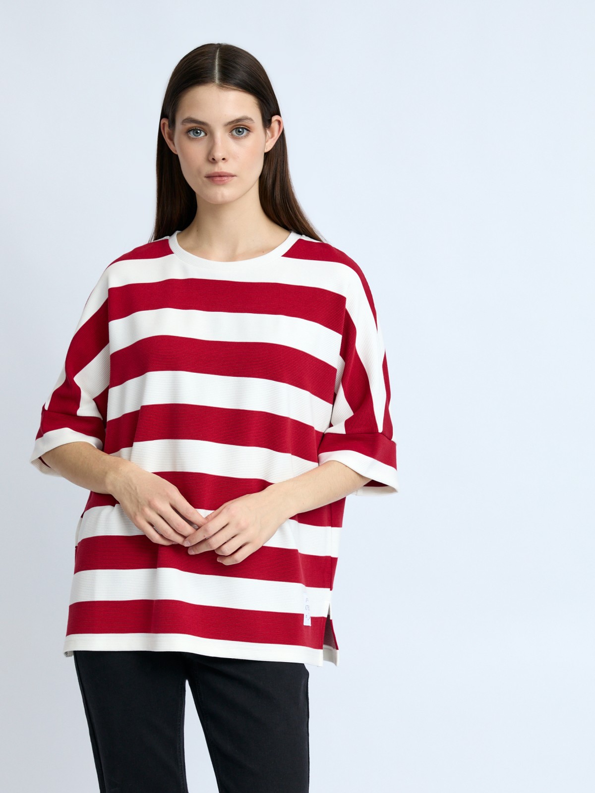 Джемпер оверсайз в полоску с коротким рукавом