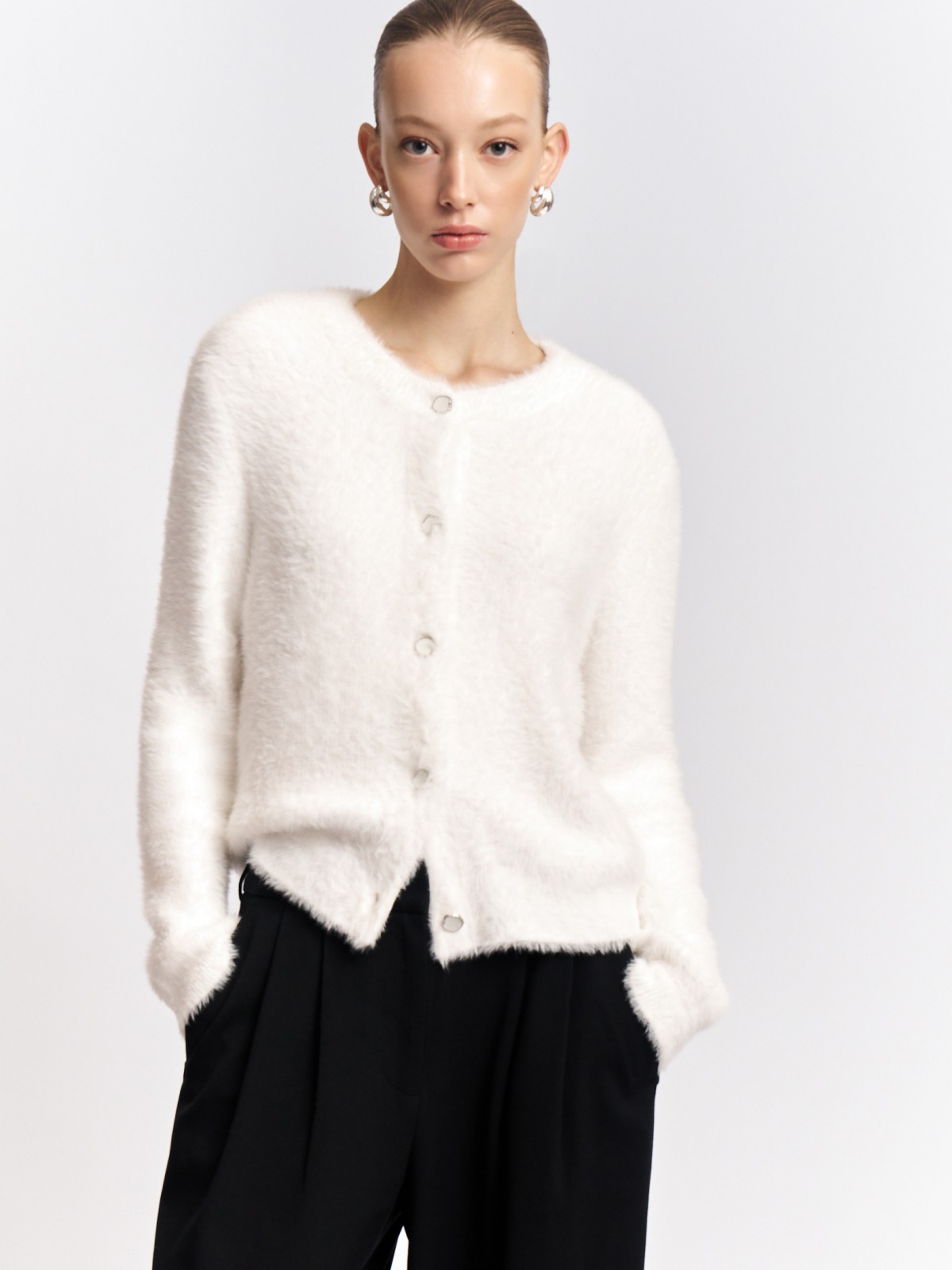 Вязаный кардиган на пуговицах