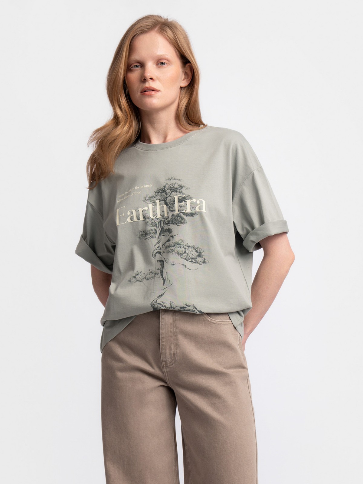 Футболка с коротким рукавом и принтом