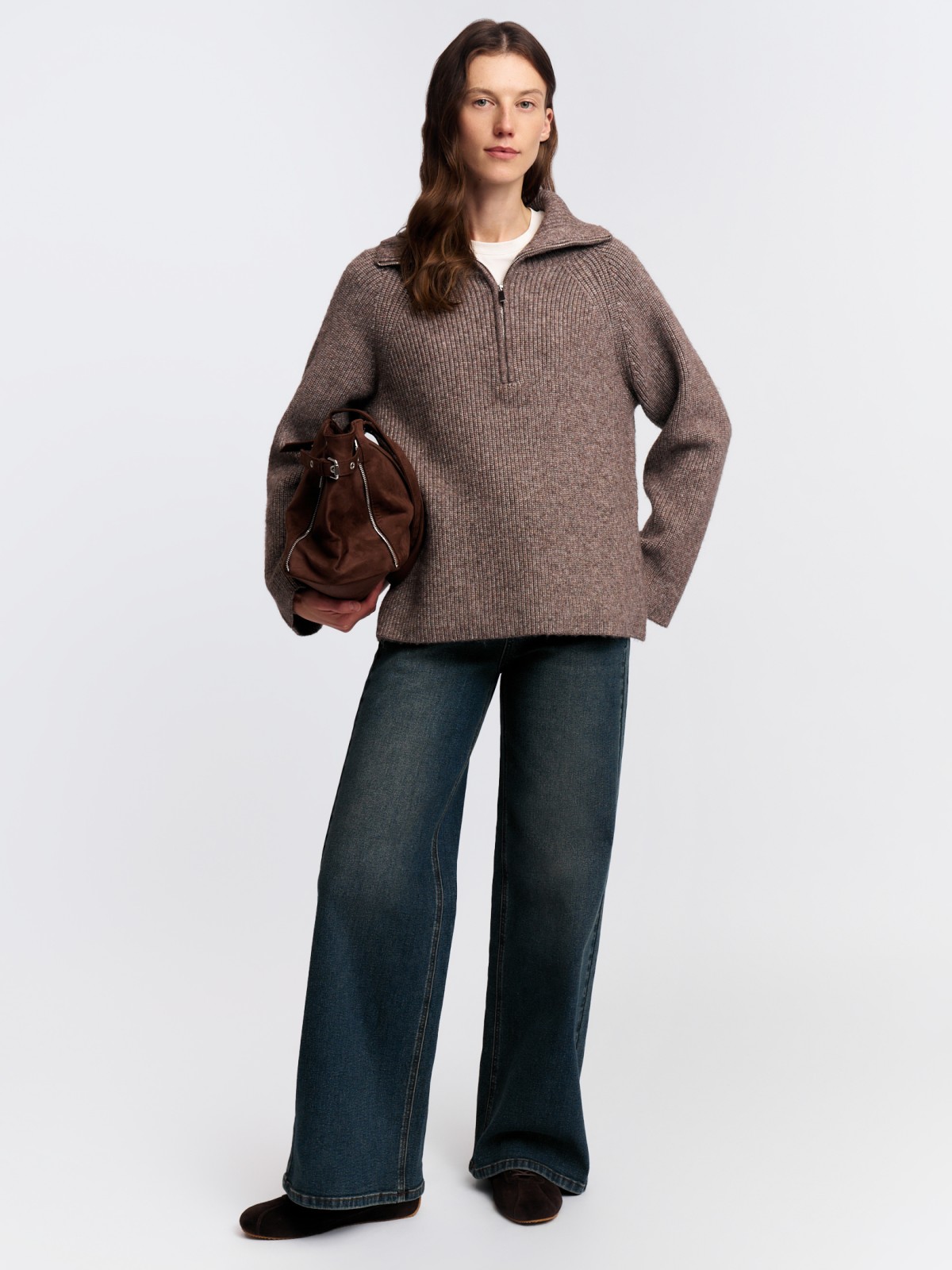 Вязаный свитер с воротником на молнии