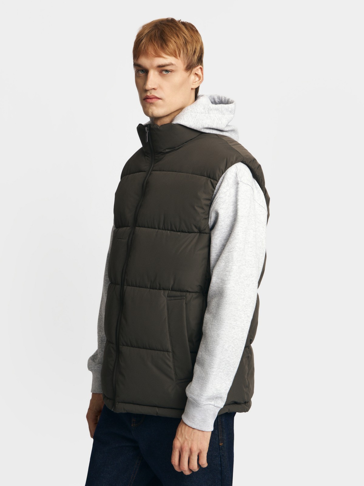 Куртка без рукавов