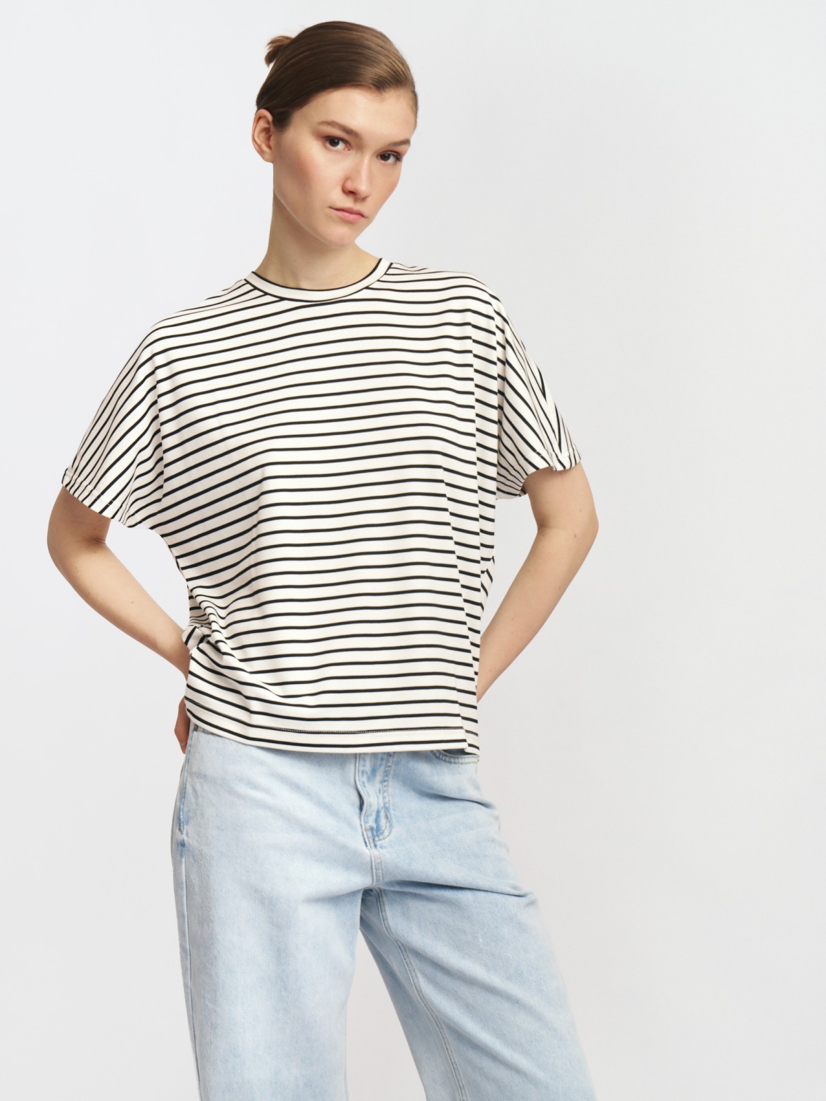 Трикотажная футболка в полоску