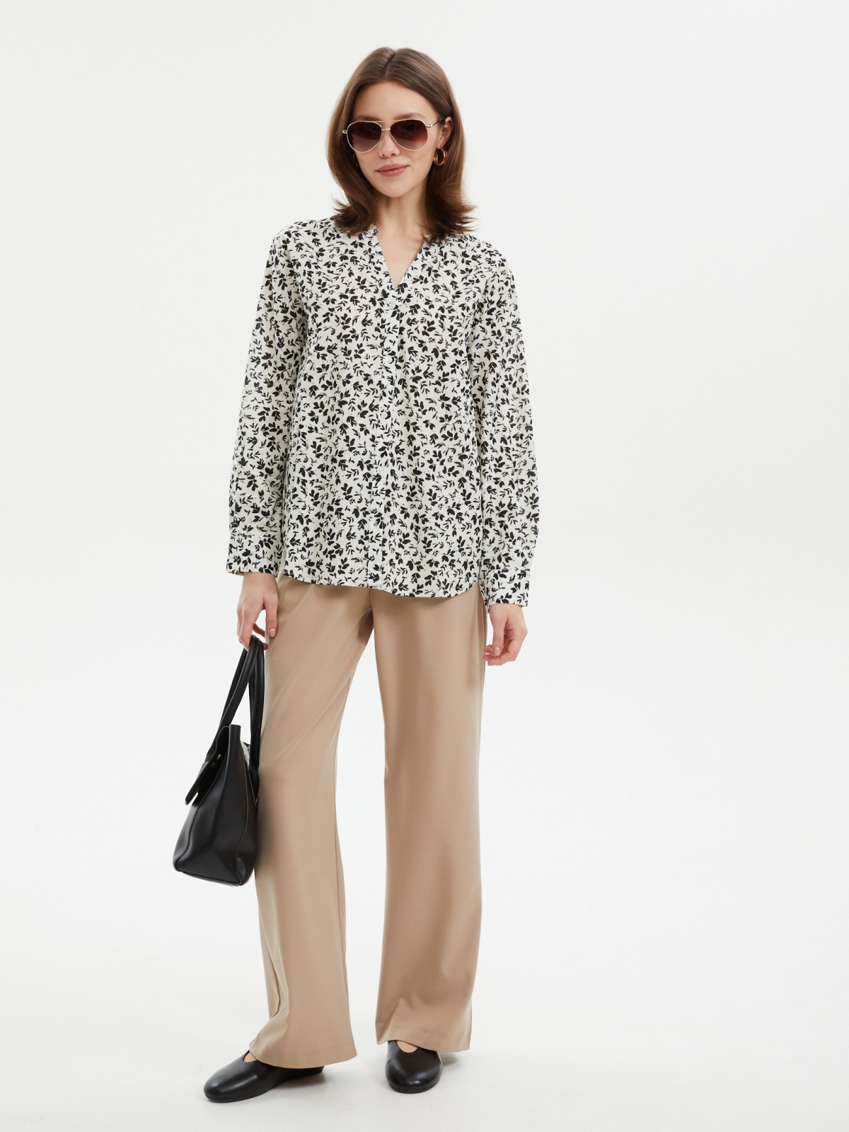 Рубашка из хлопка с вырезом и принтом