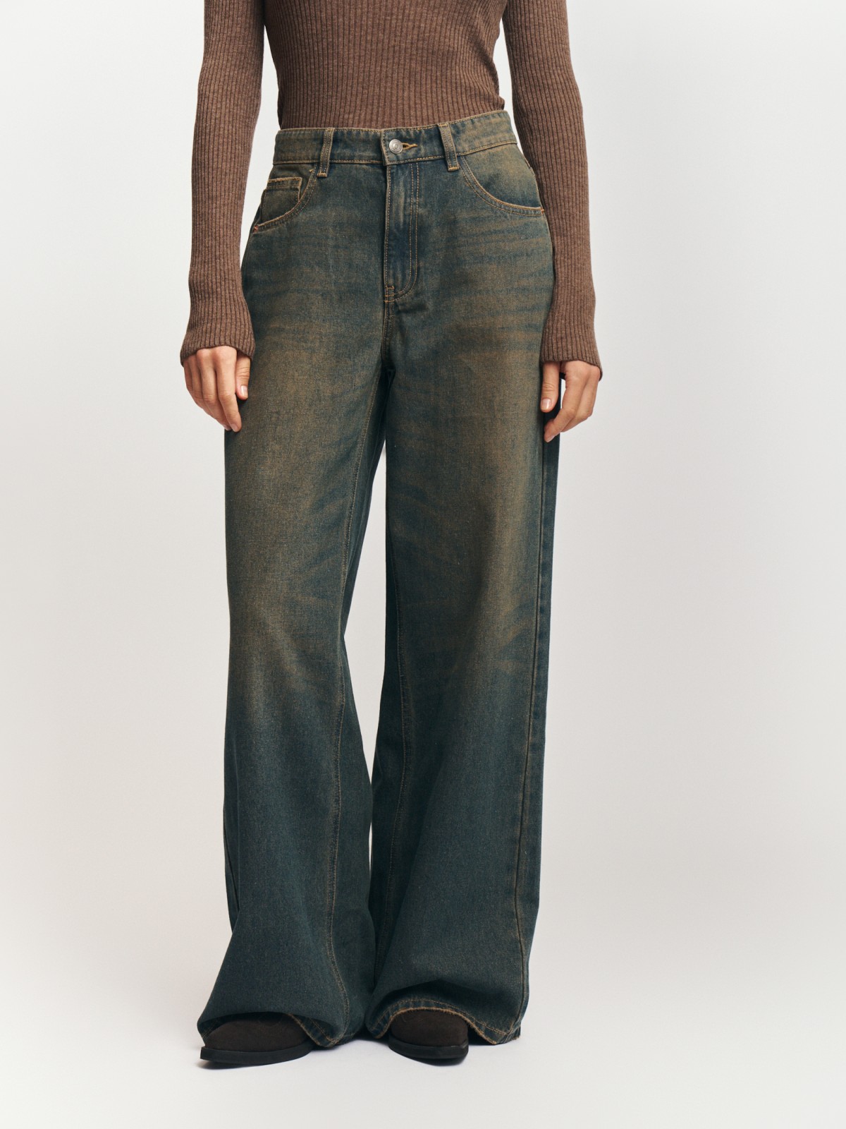 Джинсы силуэта Wide с посадкой Loose