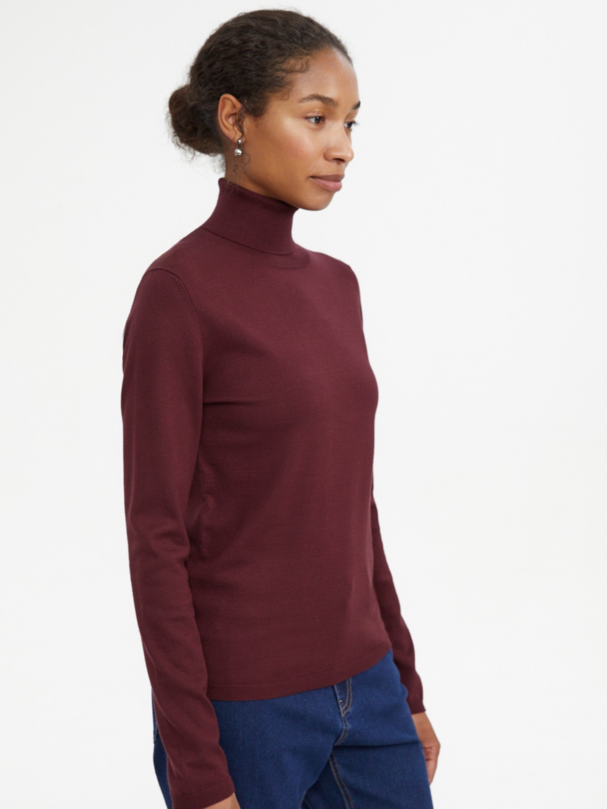 Трикотажная водолазка с горлом