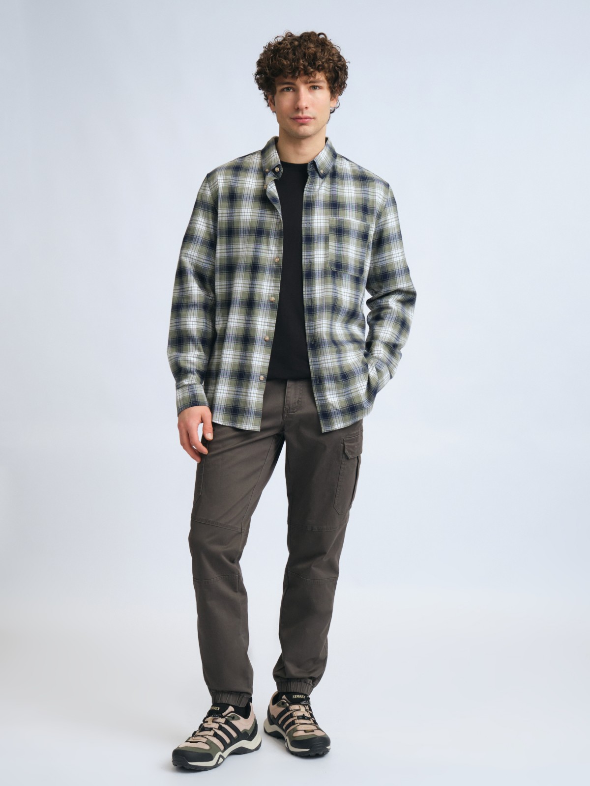 Брюки джоггеры из хлопка с карманами карго