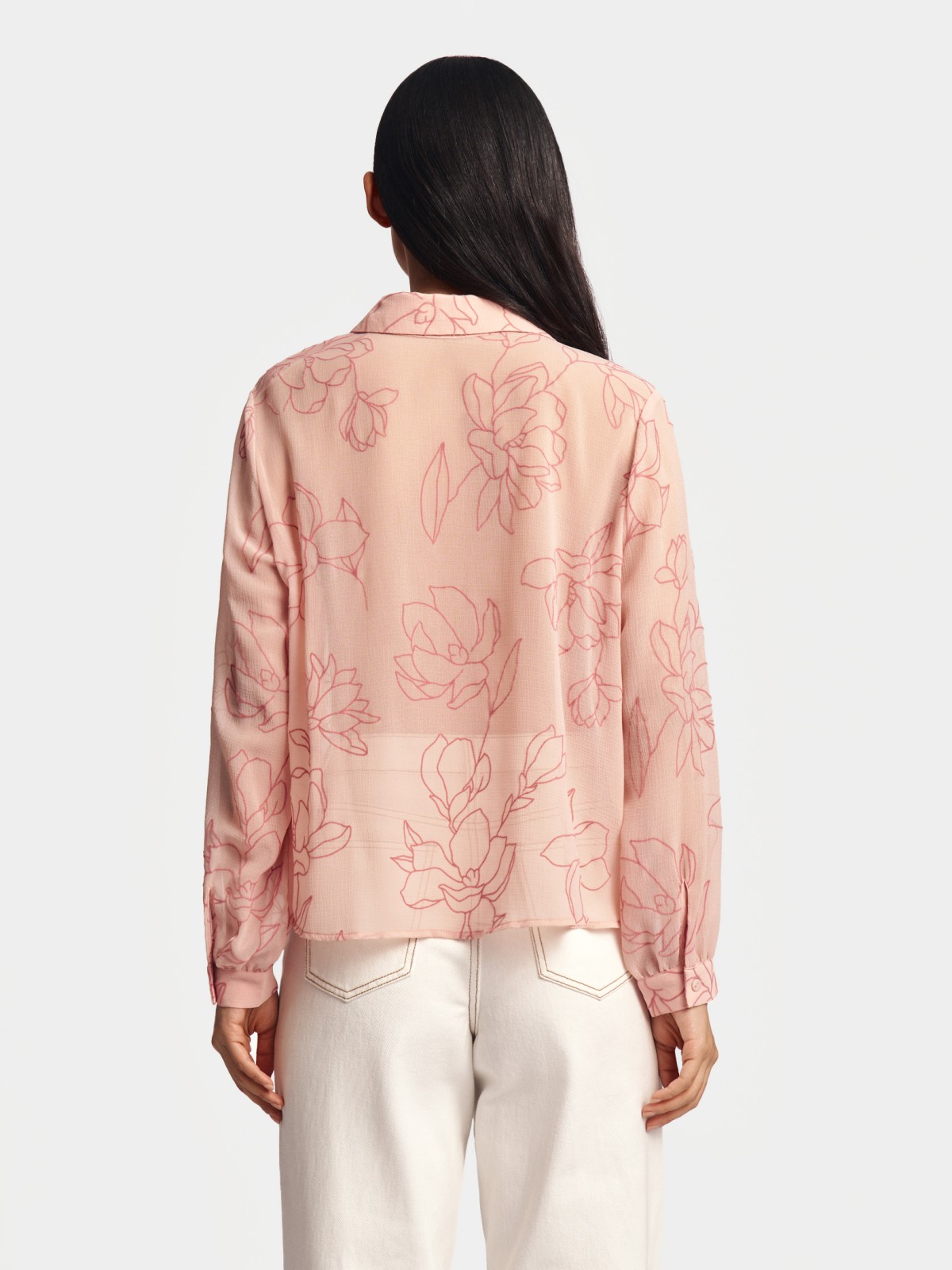 Шифоновая рубашка с вырезом на груди